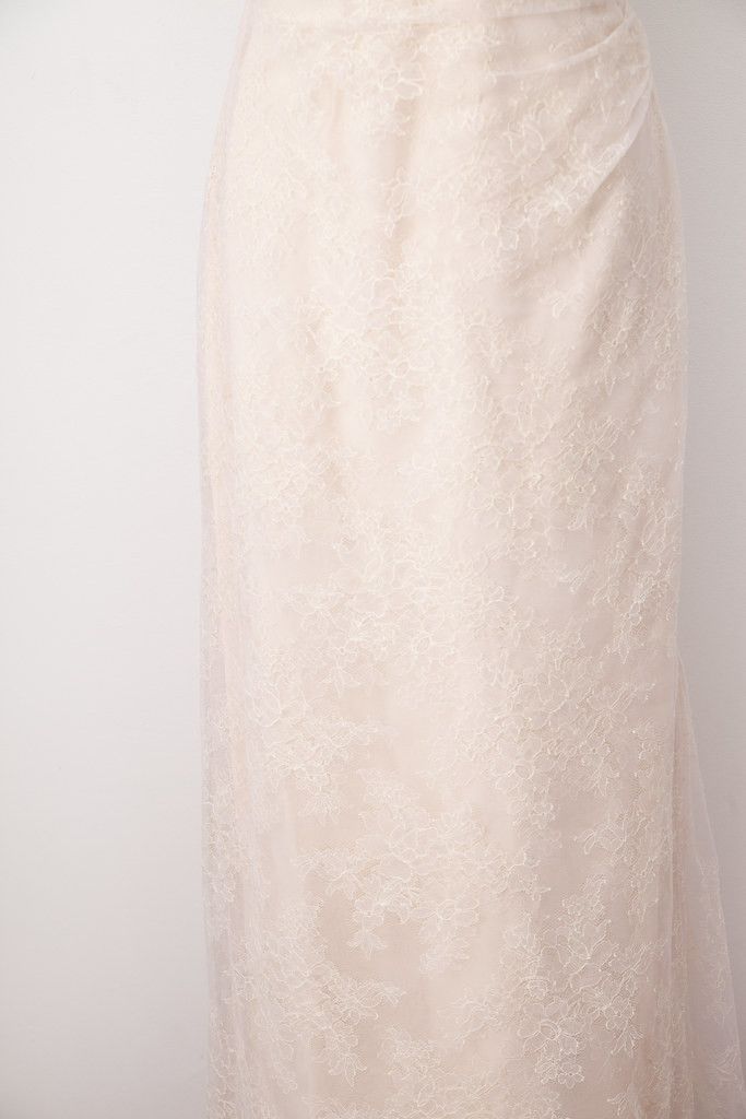 Monique Lhuillier Wedding gown Size S / US 4 / IT 40 - 9 Thumbnail