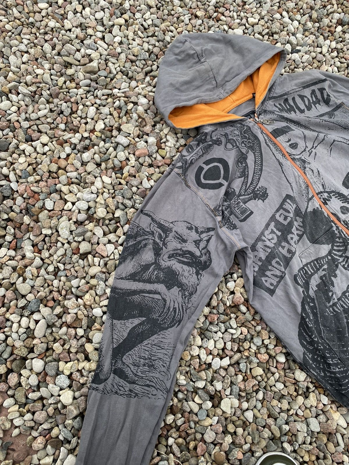 C1RCA × Japanese Brand CIRCA Vintage Skeleton Halloween Bats Hoodie Size US M / EU 48-50 / 2 - 4 Thumbnail