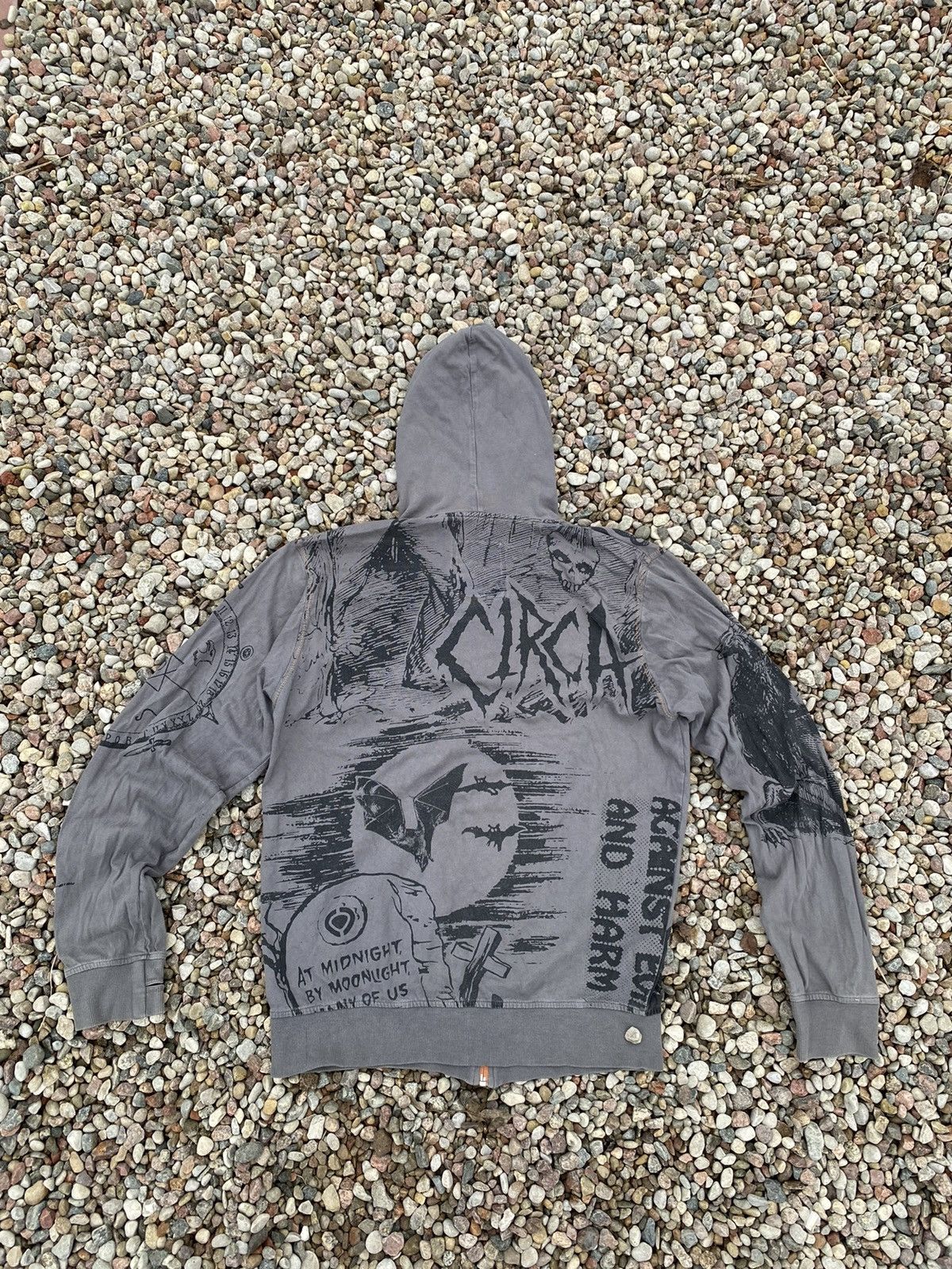 C1RCA × Japanese Brand CIRCA Vintage Skeleton Halloween Bats Hoodie Size US M / EU 48-50 / 2 - 2 Thumbnail