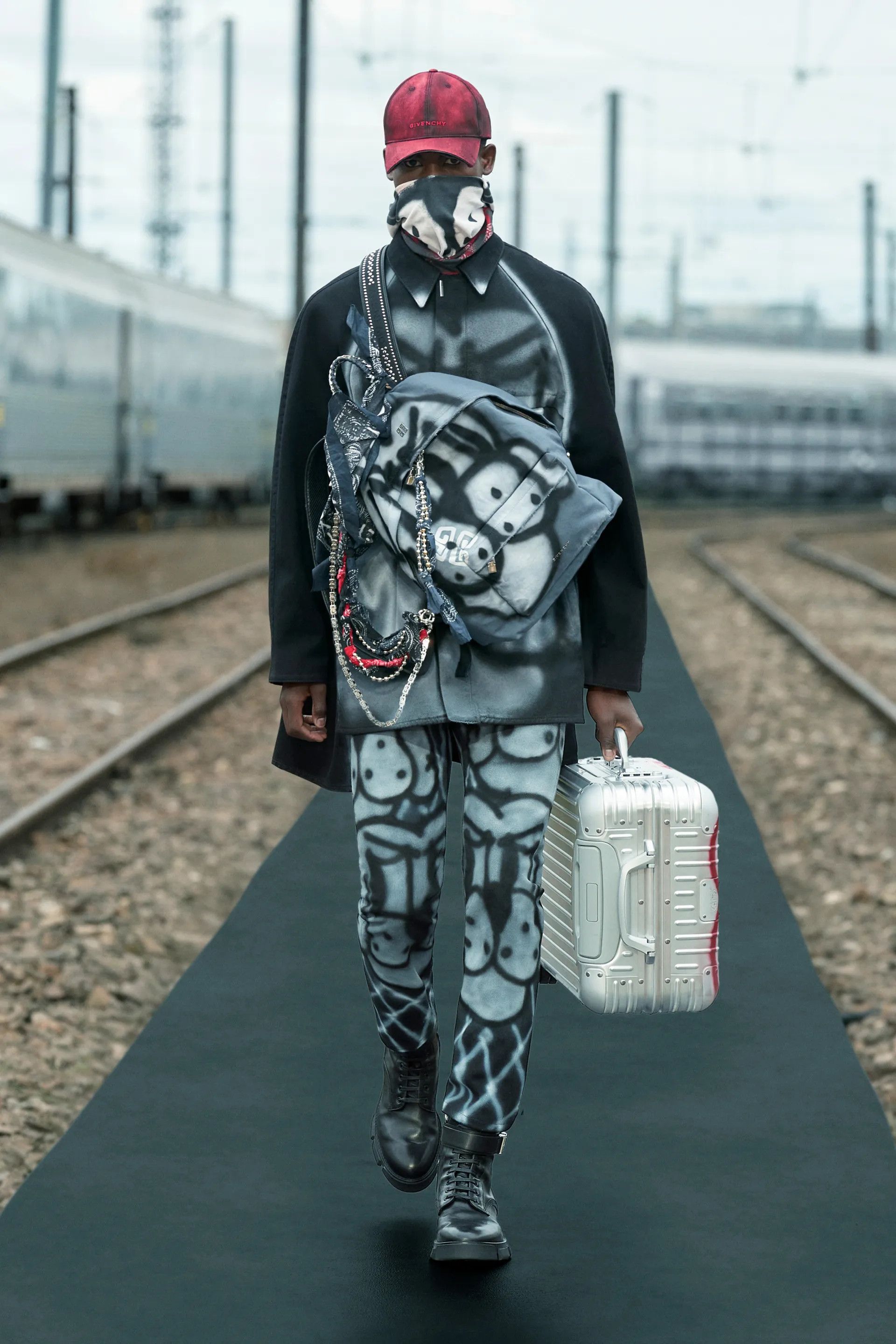 Givenchy x Chito Black Graffiti Rottweiler Overshirt Size US XS / EU 42 / 0 - 2 Thumbnail
