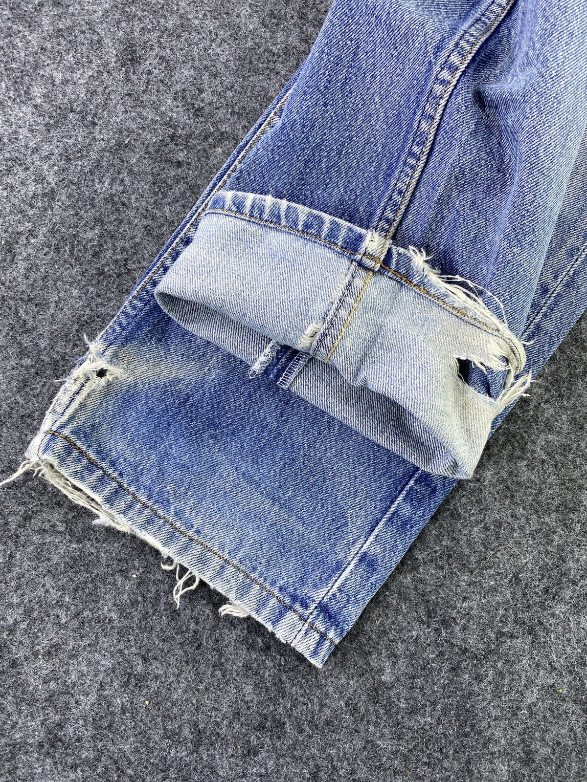 Jean × Levi's × Vintage Vintage 90s Levis 501 Distressed Blue Wash Jeans - JK07 Size US 28 / EU 44 - 9 Thumbnail