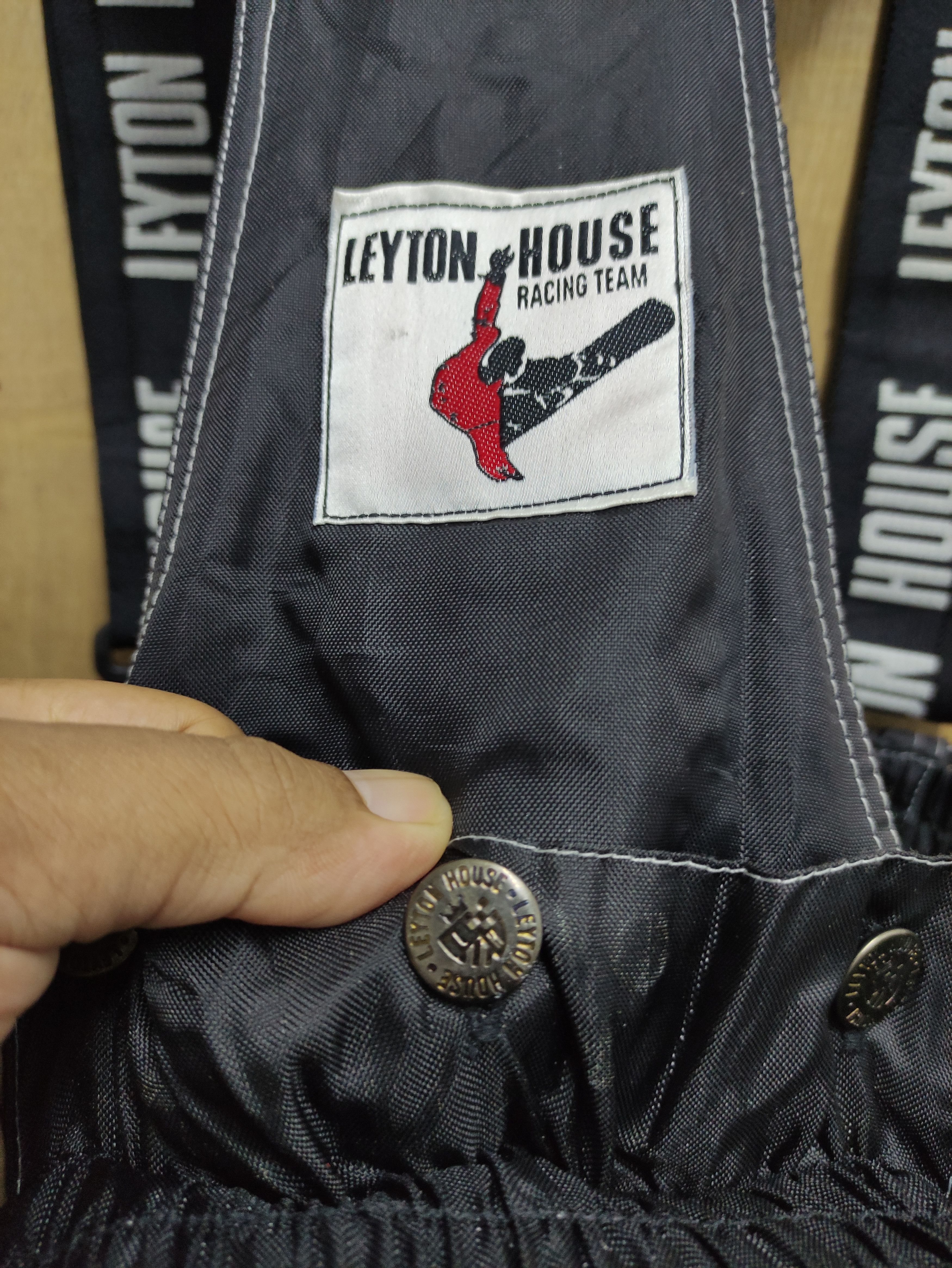 Japanese Brand LEYTON HOUSE RACING TEAM SKI WEAR OVERALL Size US 34 / EU 50 - 7 Thumbnail