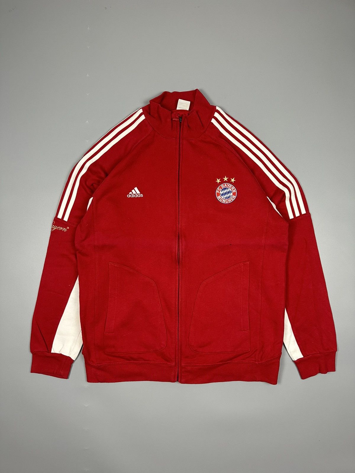 image of Adidas Fc Bayern Munchen Zipper Tracktop in Red, Men's (Size XL)