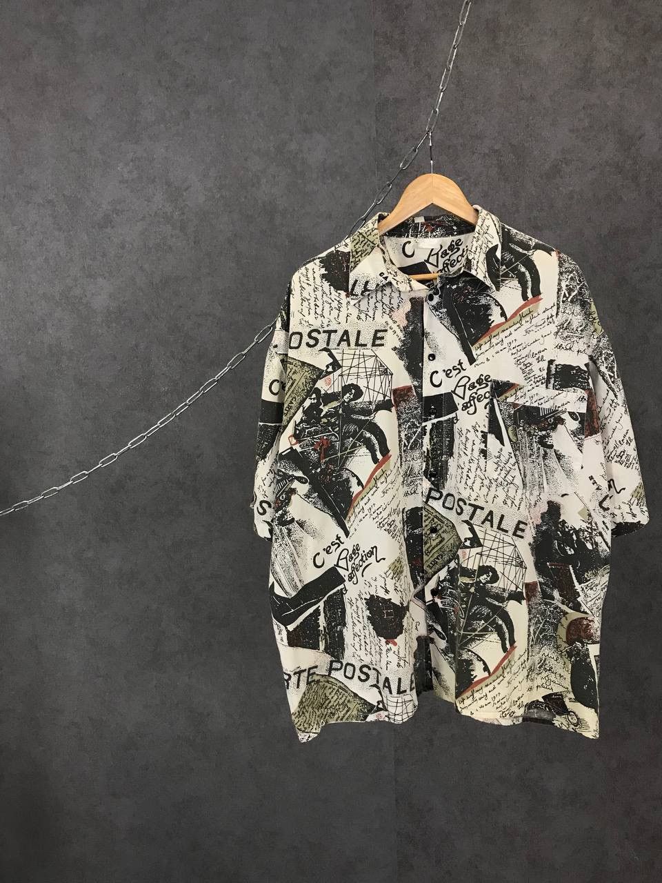 Vintage Crazy vintage art Hawaiian overprinted shirt Size US XL / EU 56 / 4 - 1 Thumbnail