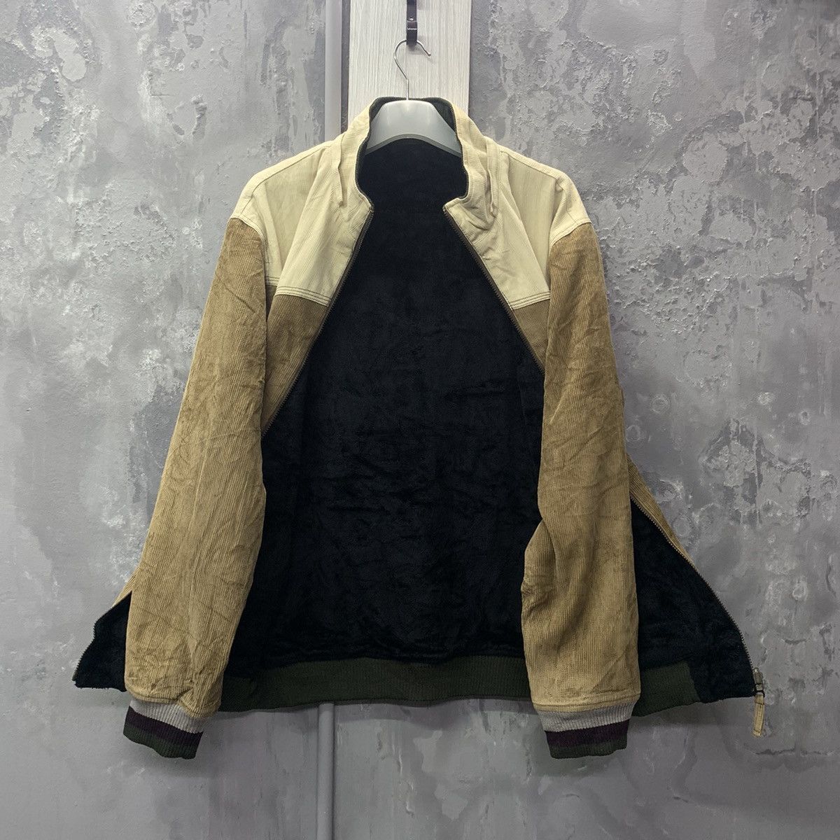 Vintage Autumm Winter Warm Velvet Jacket Size US XL / EU 56 / 4 - 9 Thumbnail