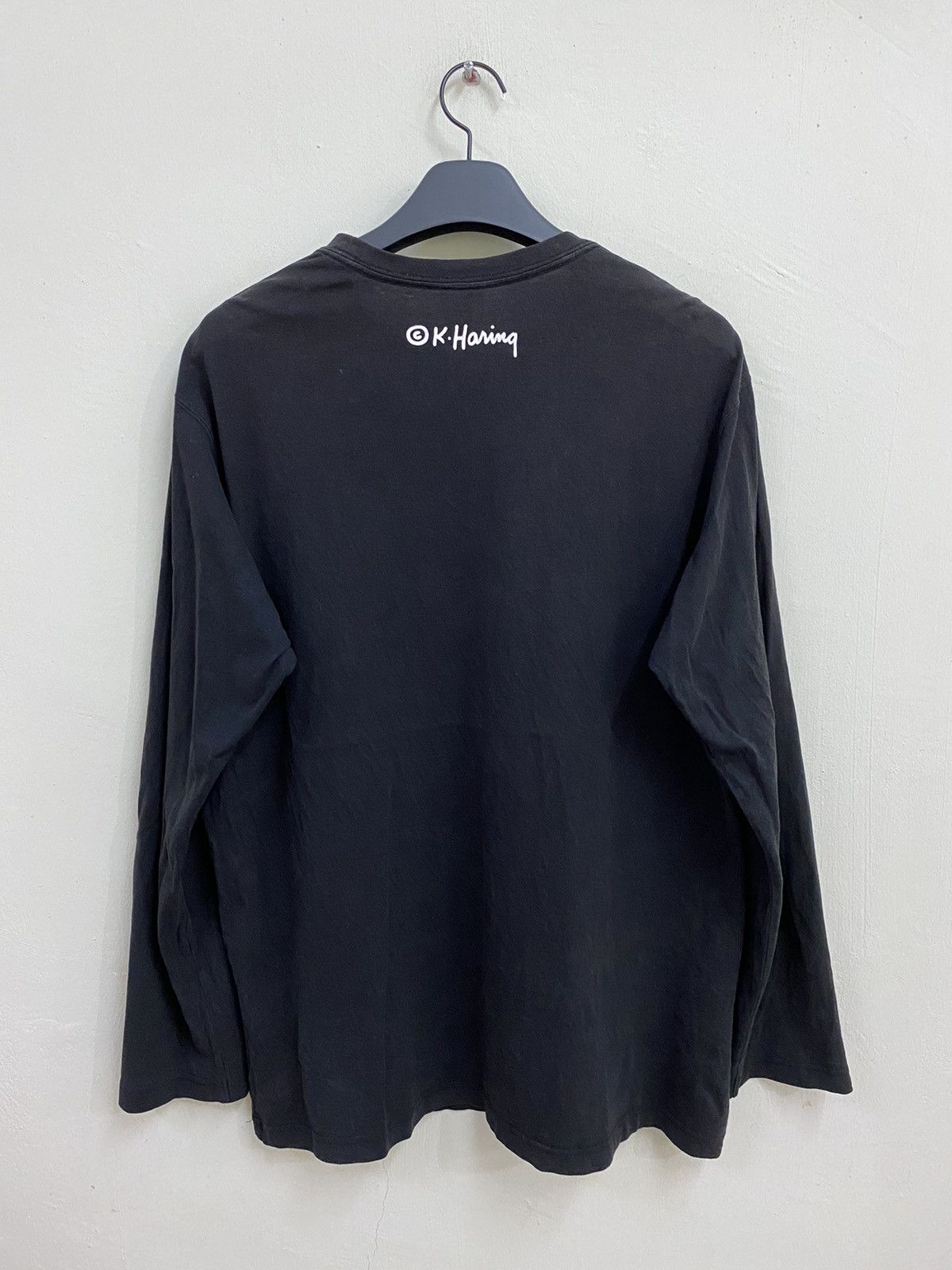 Keith Haring × Uniqlo Keith Haring Long Sleeve Faded Black Tee Size US XL / EU 56 / 4 - 5 Thumbnail