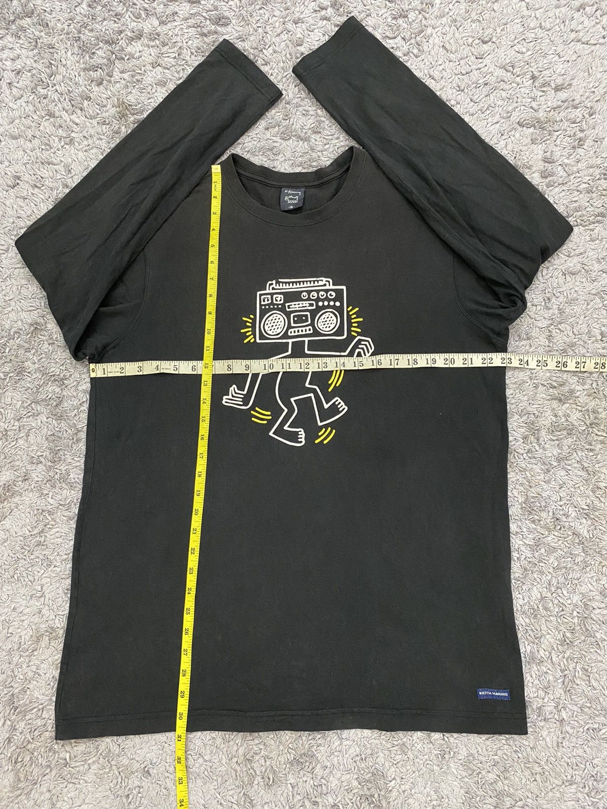 Keith Haring × Uniqlo Keith Haring Long Sleeve Faded Black Tee Size US XL / EU 56 / 4 - 8 Thumbnail