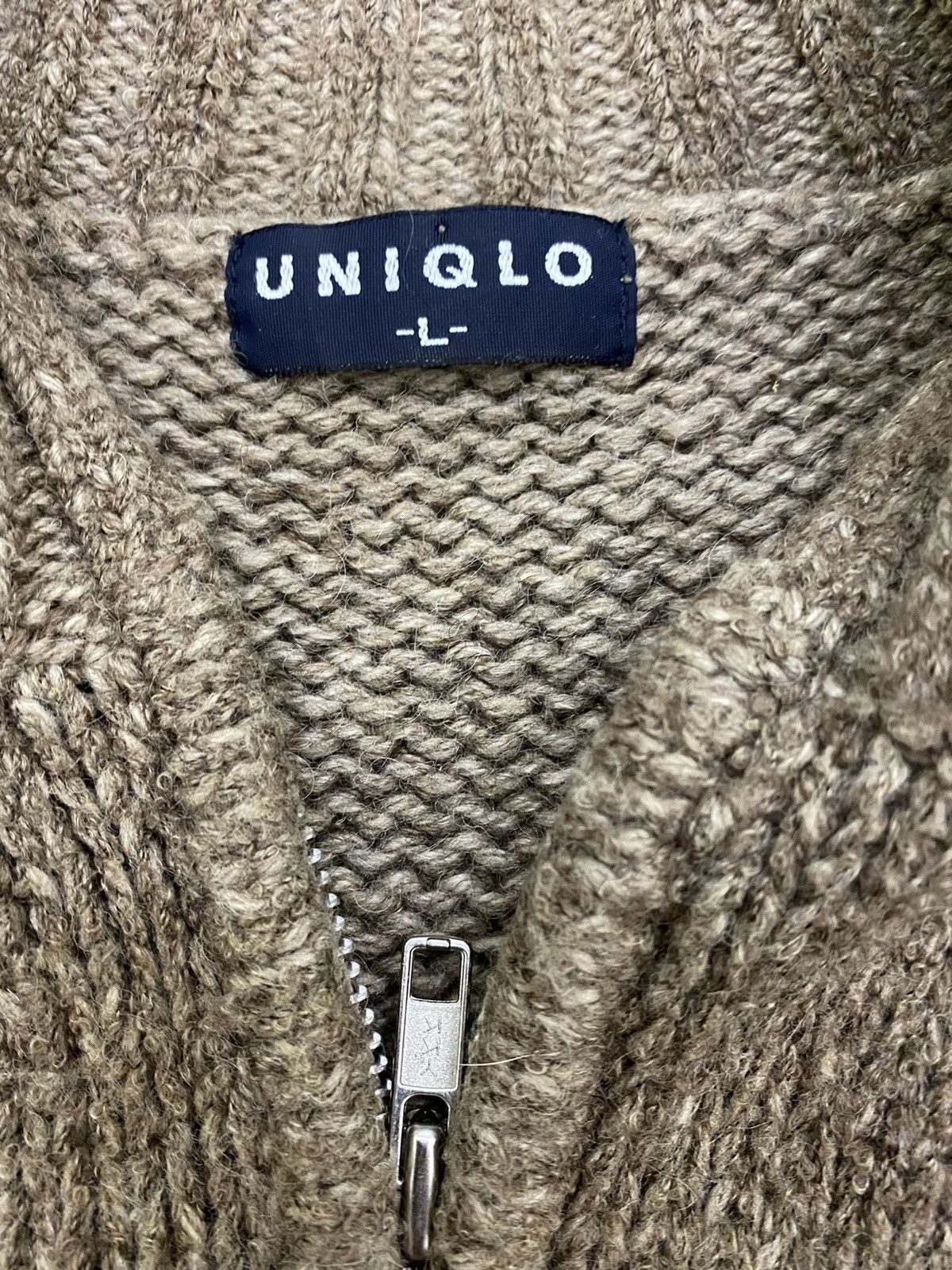 Japanese Brand × Uniqlo Vintage Uniqlo Wool Knitwear Sweater Half Zipper Size US L / EU 52-54 / 3 - 5 Thumbnail