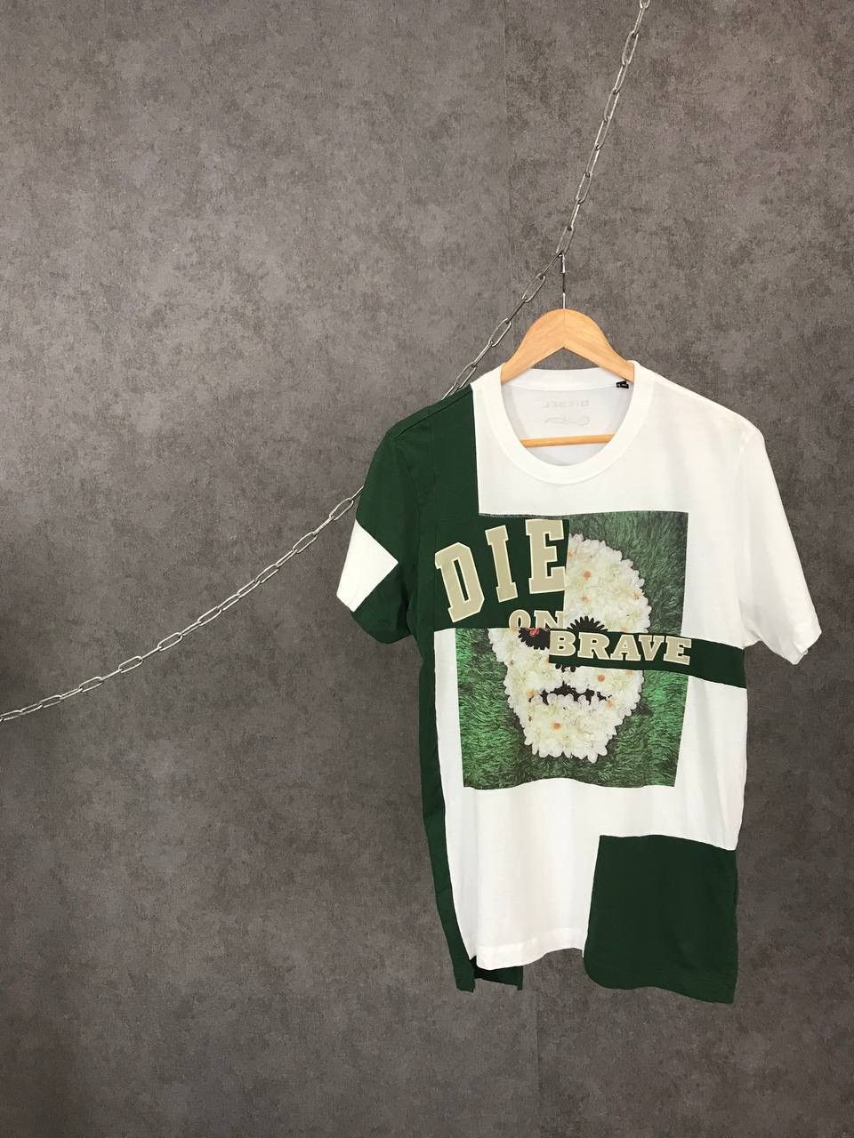 Designer Diesel x Oliver Hibert designer tee Size US M / EU 48-50 / 2 - 1 Thumbnail