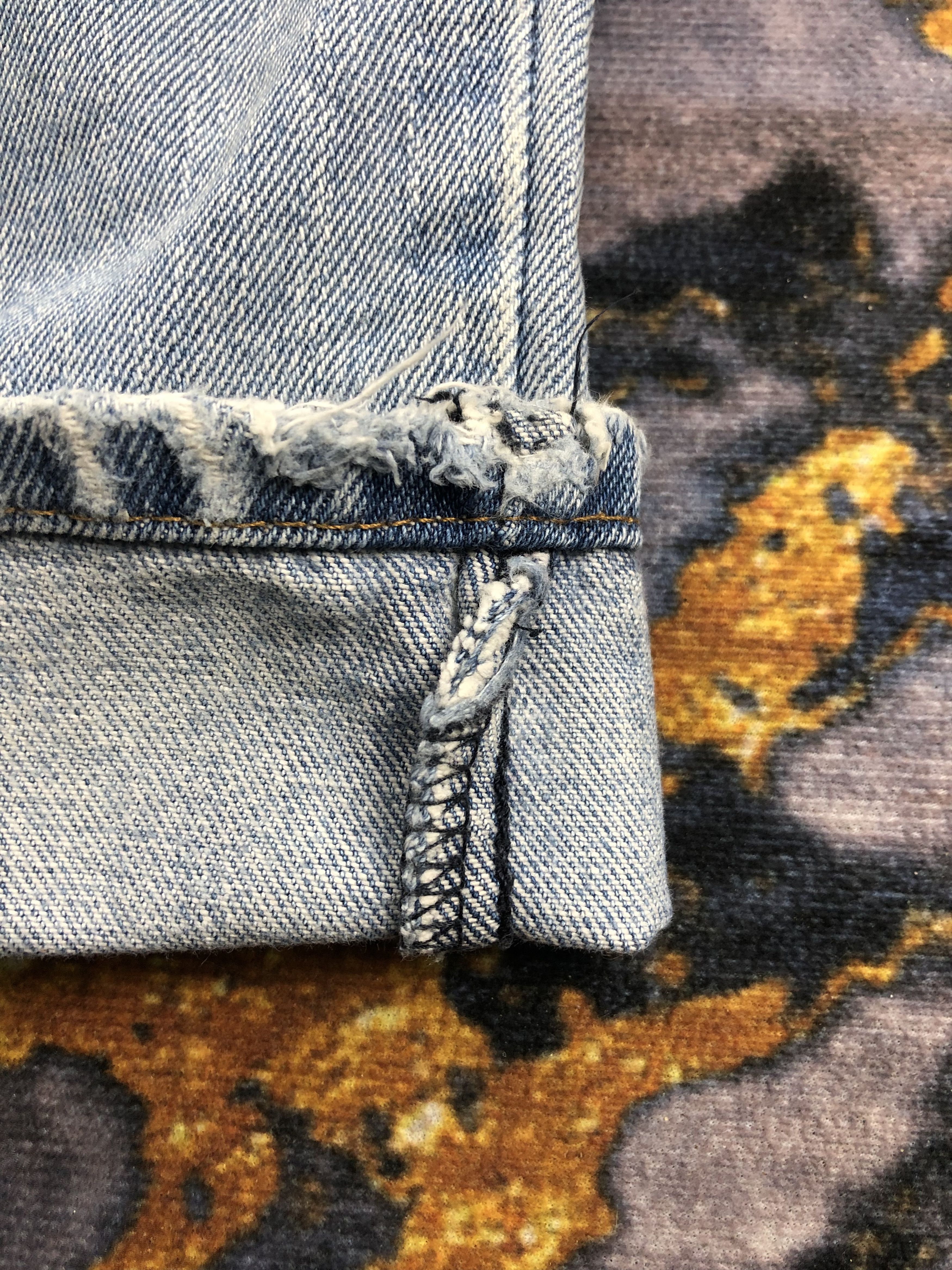 Levi's Vintage Levis 550 Blue Denim DPP0265 Size US 33 - 14 Thumbnail