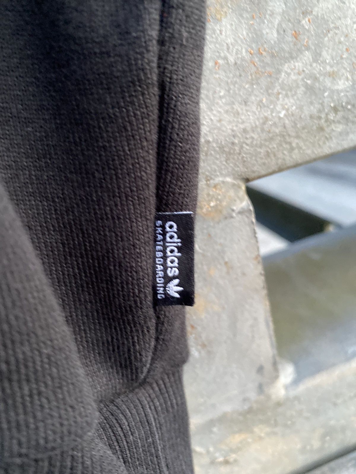 Adidas Vintage Adidas X Mark Gonzales Hoodie 3 Line Size US L / EU 52-54 / 3 - 6 Thumbnail