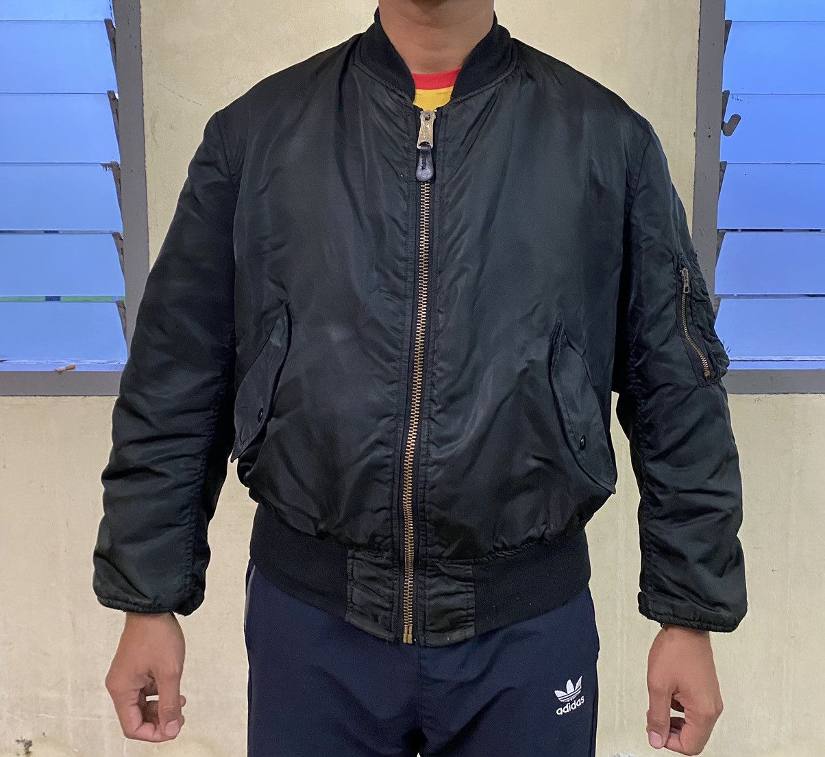 Alpha Industries Vintage Alpha Industries MA 2 Flight Bomber Jacket Size US XL / EU 56 / 4 - 13 Thumbnail