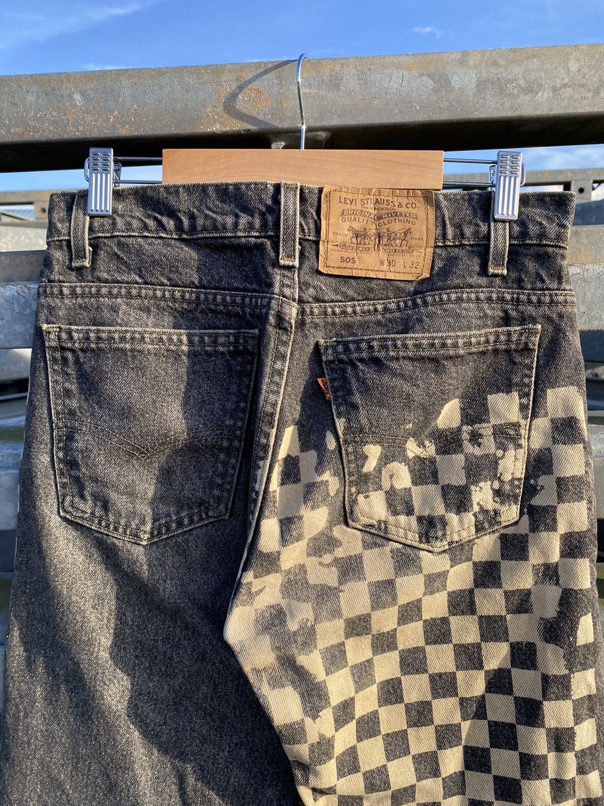 Levi's Vintage THRASHED Levis 505 Black Checkerboard Made In USA Size US 30 / EU 46 - 6 Thumbnail
