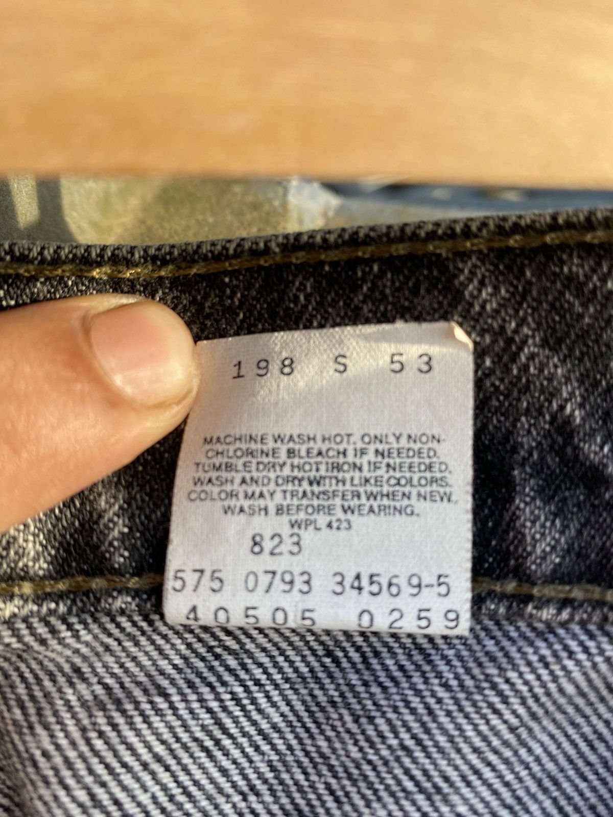 Levi's Vintage THRASHED Levis 505 Black Checkerboard Made In USA Size US 30 / EU 46 - 10 Thumbnail