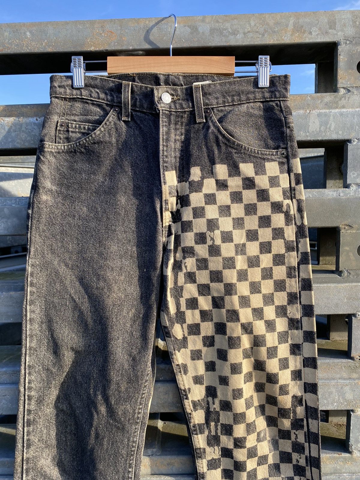 Levi's Vintage THRASHED Levis 505 Black Checkerboard Made In USA Size US 30 / EU 46 - 2 Thumbnail