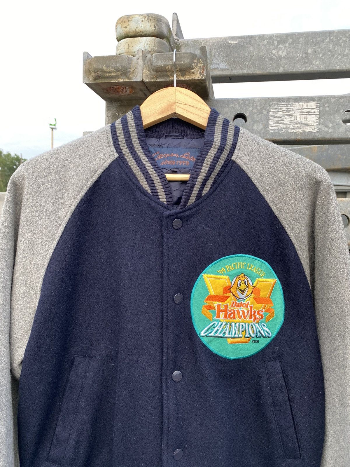 Vintage Vintage 1999s Daiei Hawks Baseball Varsity Jacket Size US XL / EU 56 / 4 - 2 Thumbnail