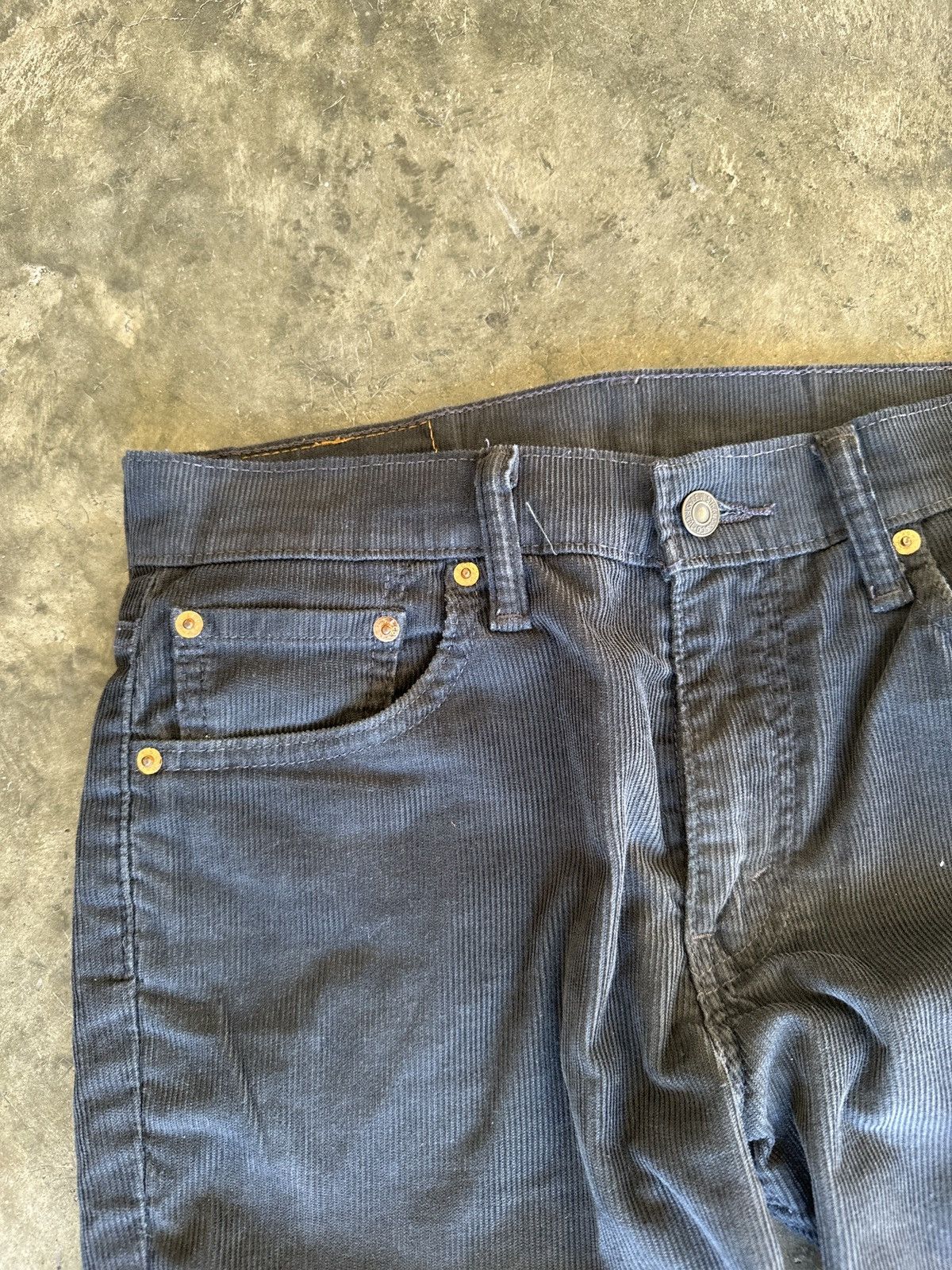 Levi's Levi’s Black Corduroy 511 Pants Size 30 Size US 30 / EU 46 - 3 Thumbnail