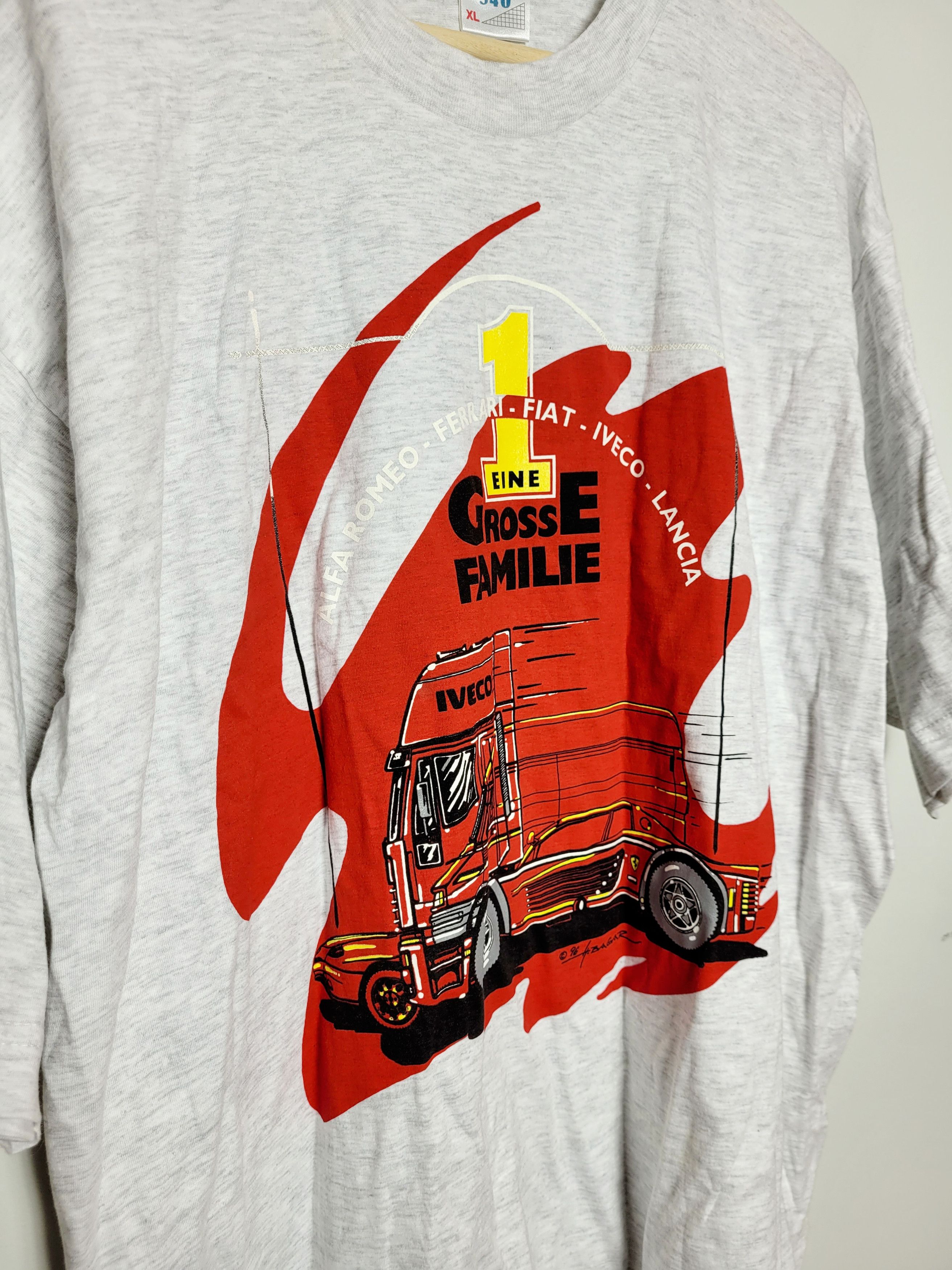 Ferrari × Vintage Eine Grosse Familie Ferrari Vintage T-shirt Cars 1996 Size US XL / EU 56 / 4 - 4 Thumbnail