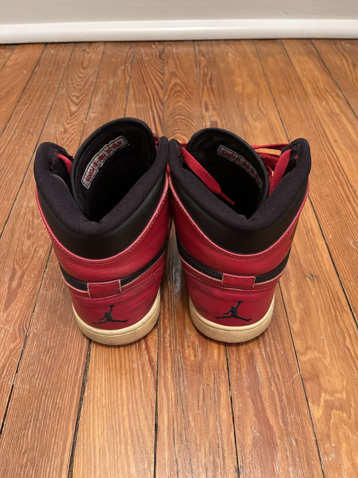 Jordan Brand Air Jordan 1 2009 Bred Retro Size US 10.5 / EU 43-44 - 3 Thumbnail