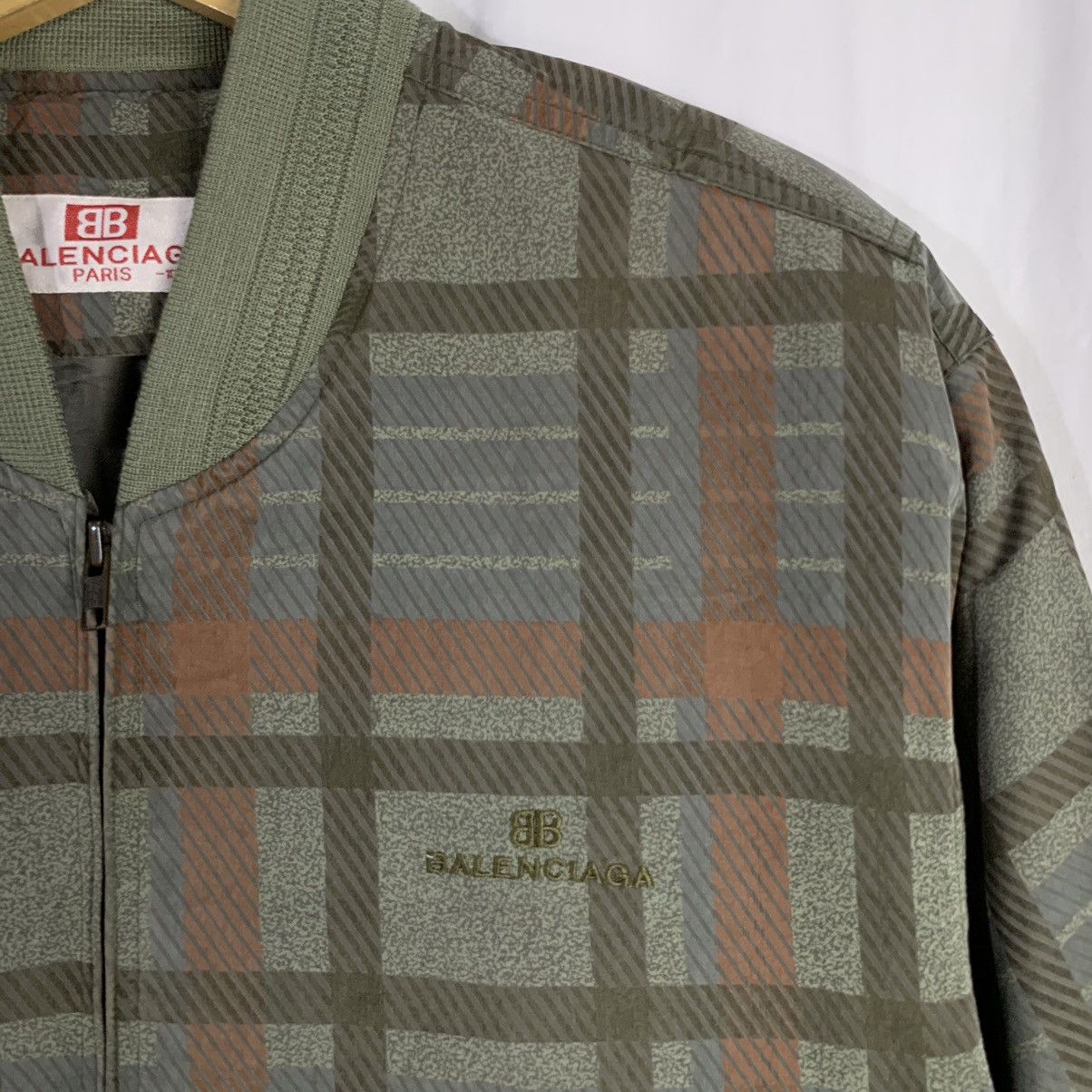Balenciaga Vintage Balenciaga Paris Plaid Bomber Jacket Size US L / EU 52-54 / 3 - 4 Thumbnail