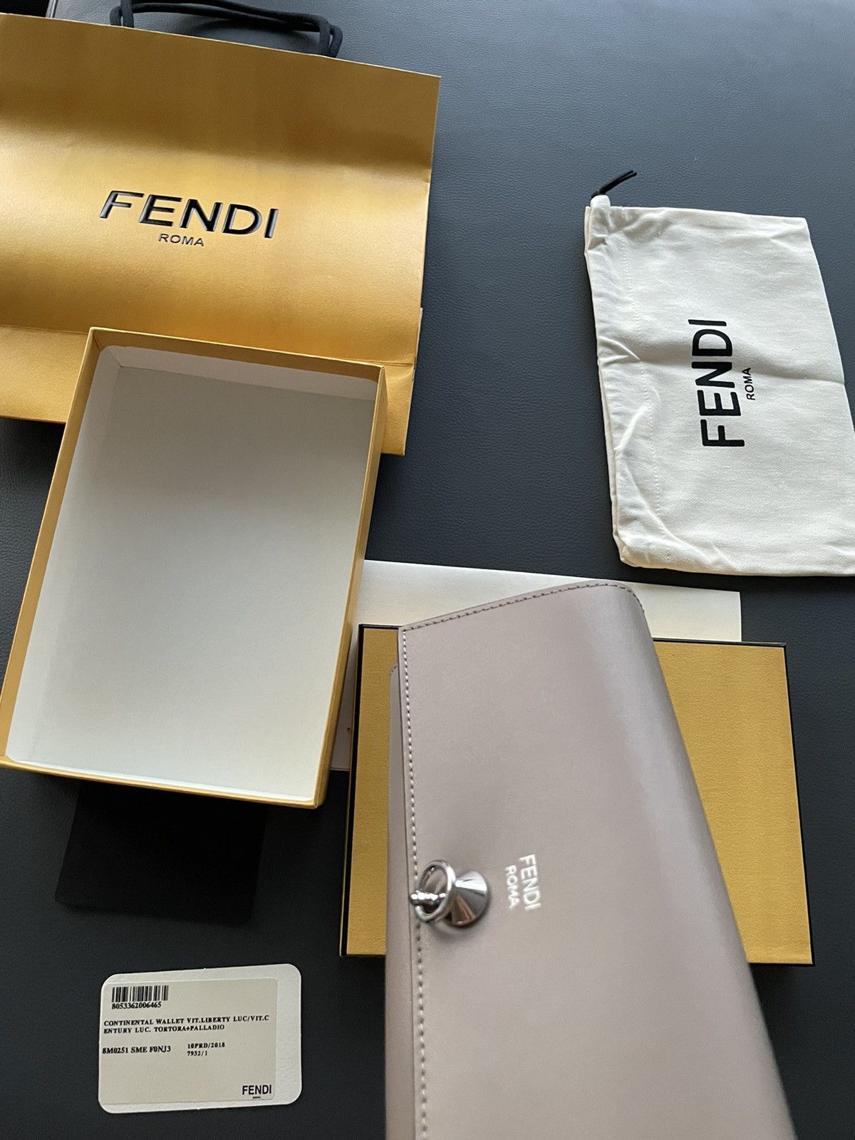 Fendi New Super Runway Limited Edition Hermes Grade Leather Wallet Size ONE SIZE - 17 Thumbnail