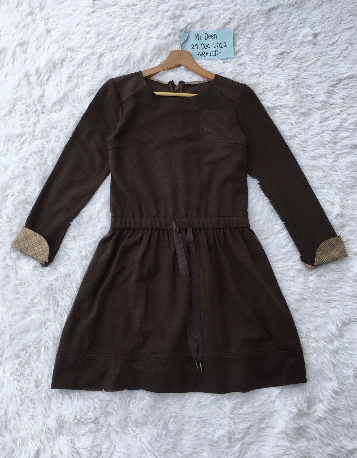 Burberry Rare Vintage Burberry Sweater Blouse Size M / US 6-8 / IT 42-44 - 1 Thumbnail