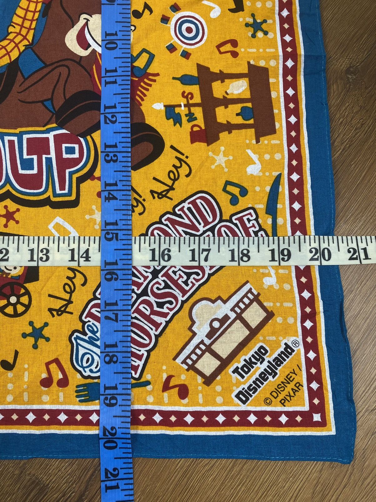 Disney Vintage Disney ToyStory1995 HandkerchiefNeckerchief/Bandana Size ONE SIZE - 6 Thumbnail