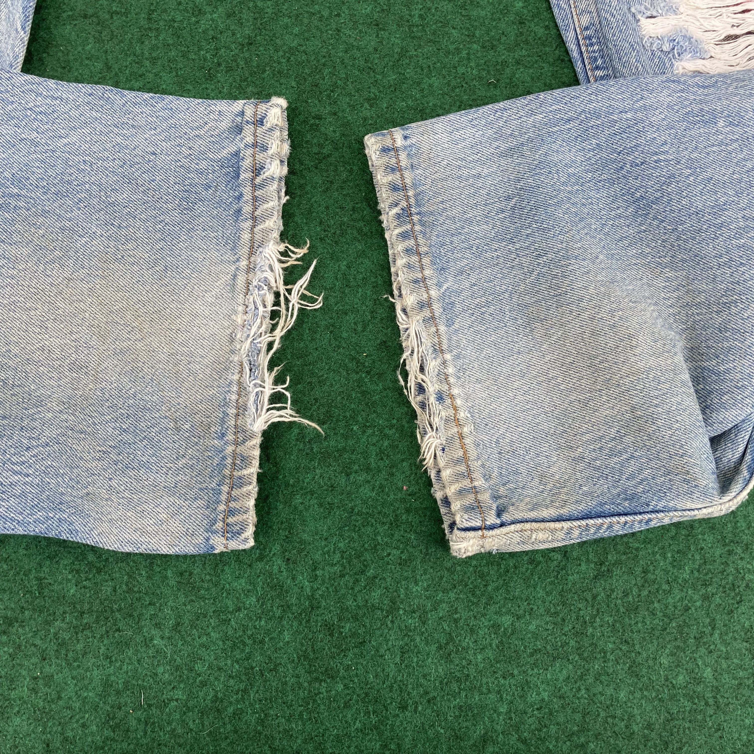 Levi's × Vintage Vtg Levis 501 Distressed Ripped Light Wash Punk Grunge Jeans Size US 34 / EU 50 - 10 Thumbnail