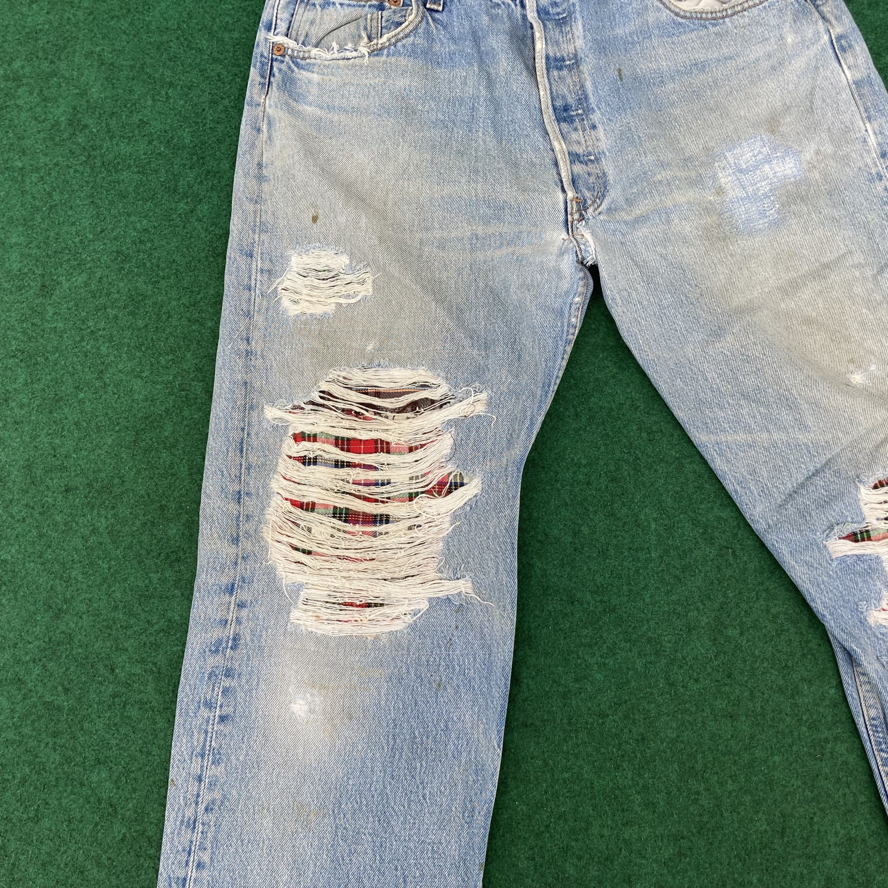Levi's × Vintage Vtg Levis 501 Distressed Ripped Light Wash Punk Grunge Jeans Size US 34 / EU 50 - 5 Thumbnail