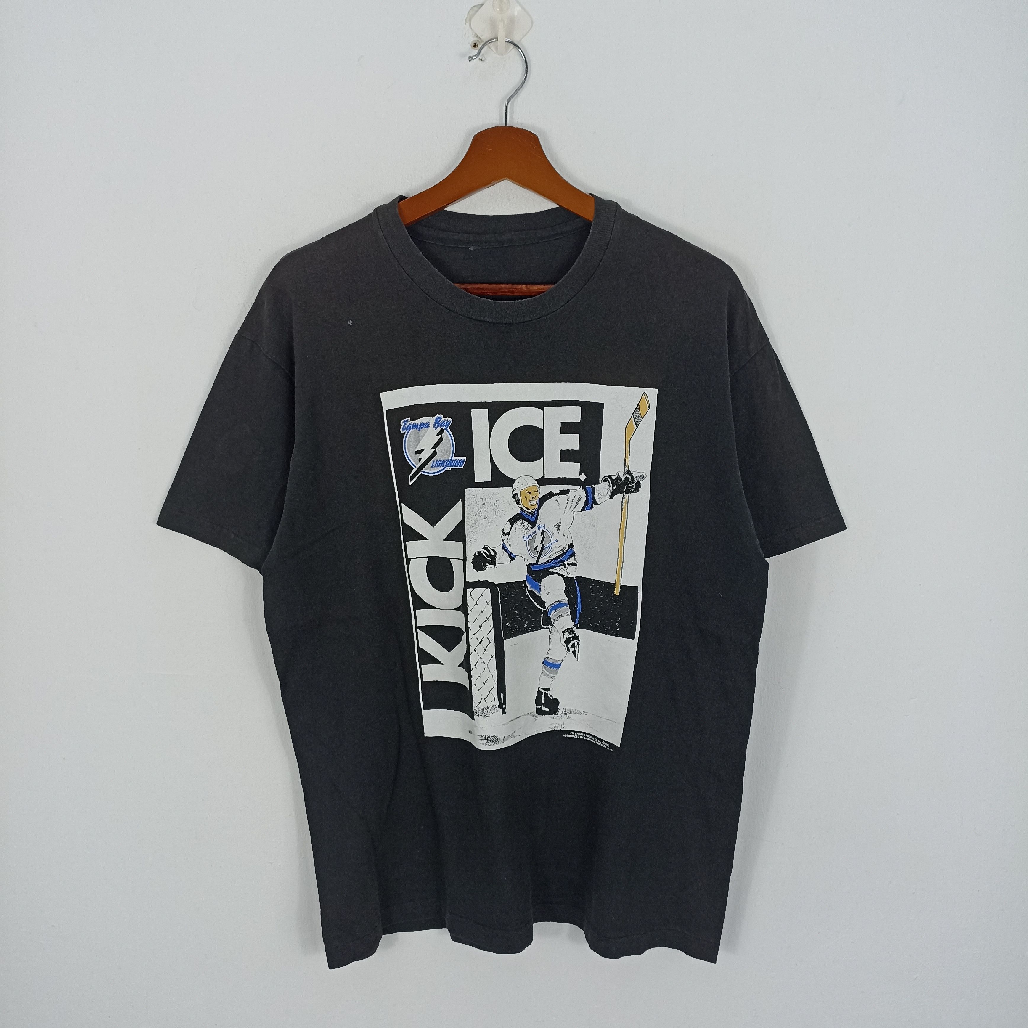 FAST DEALS 💥 Vintage Kick Ice Tampa Bay Lightning T Shirt