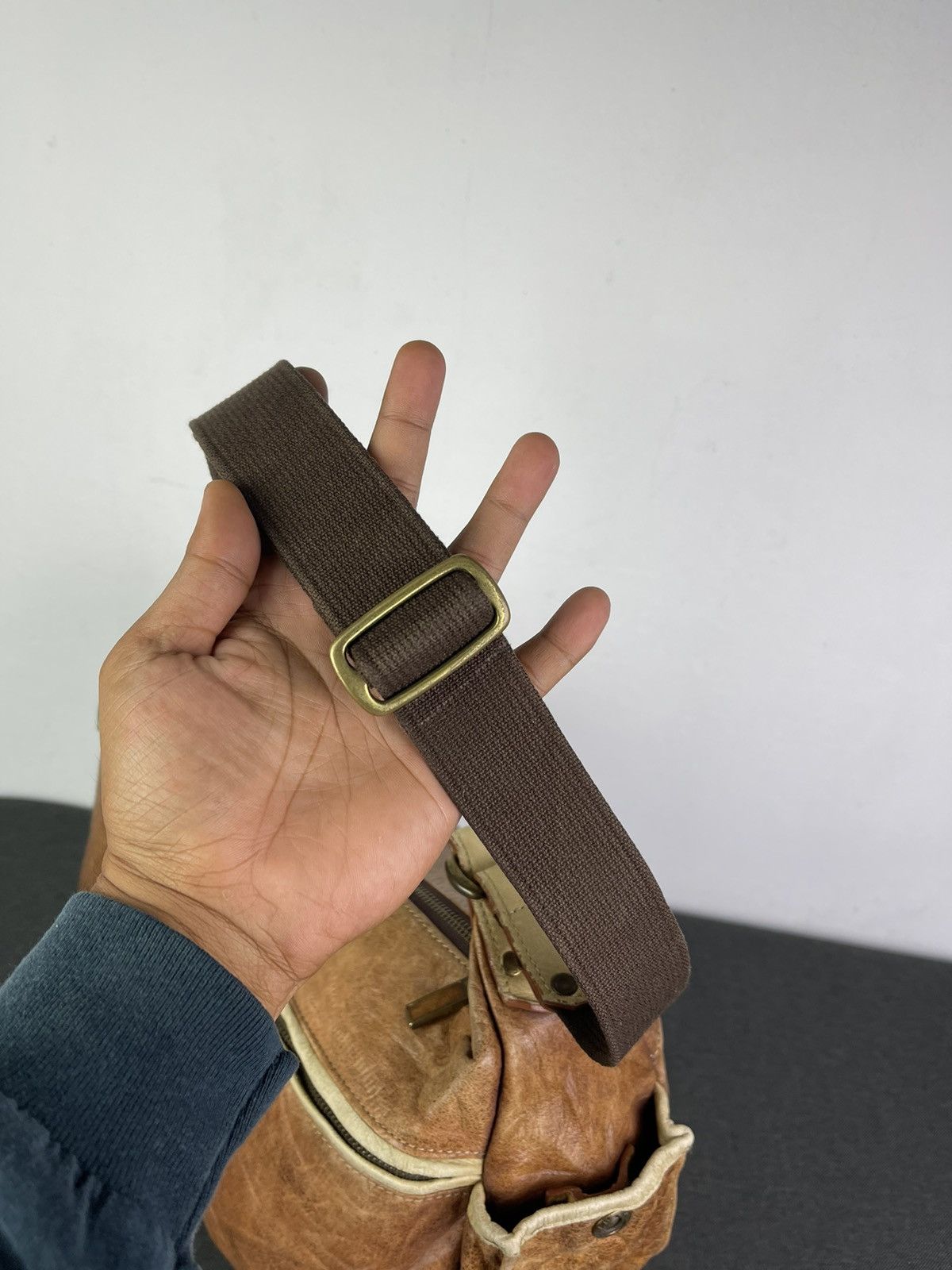 Genuine Leather × Japanese Brand × MasterPiece MasterPiece Japan leather multi compartment messenger bag Size ONE SIZE - 5 Thumbnail