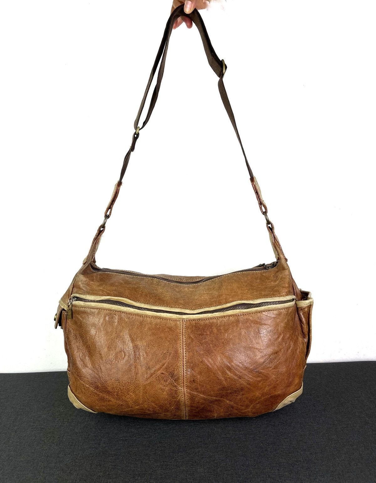 Genuine Leather × Japanese Brand × MasterPiece MasterPiece Japan leather multi compartment messenger bag Size ONE SIZE - 3 Thumbnail