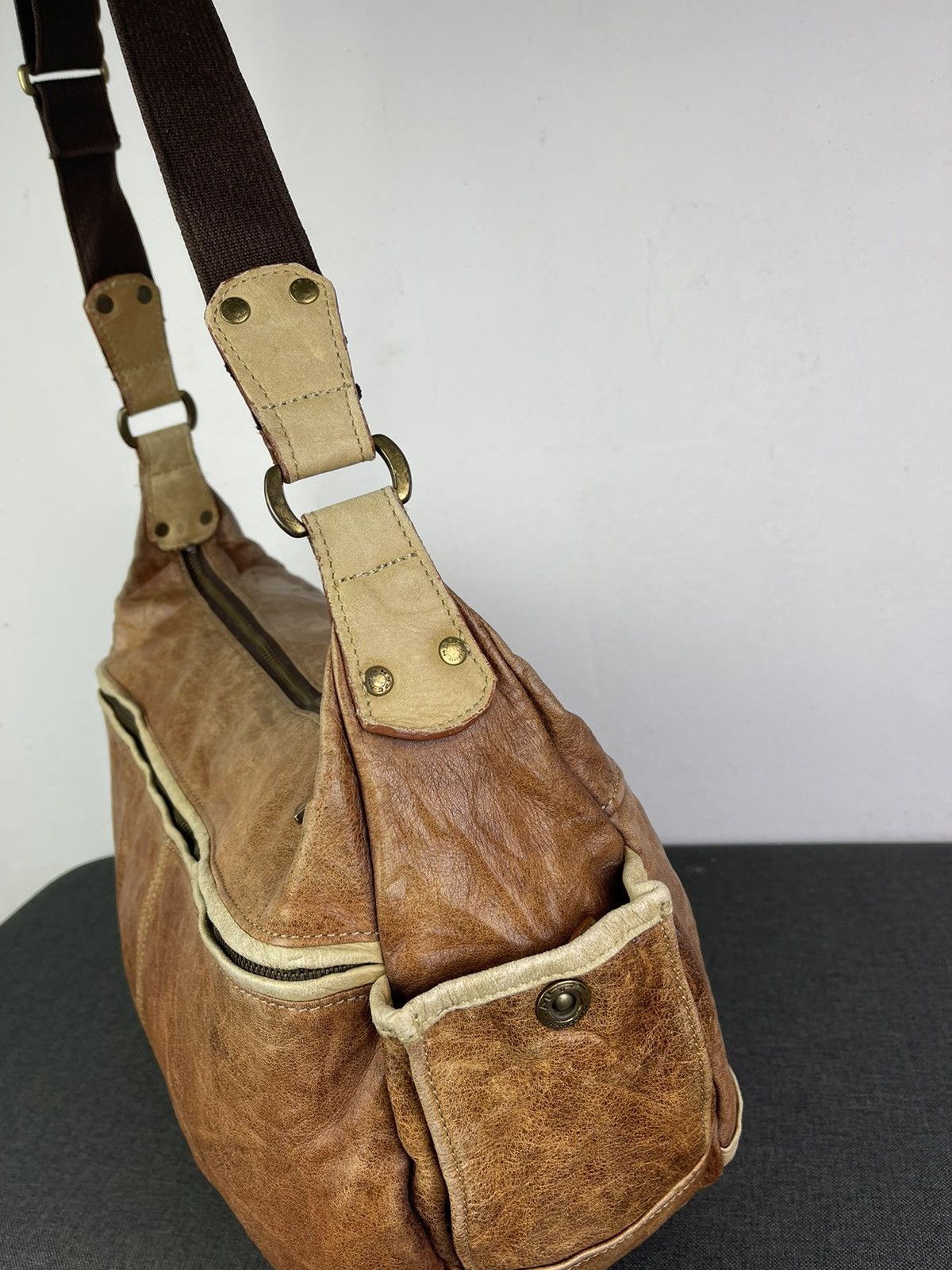 Genuine Leather × Japanese Brand × MasterPiece MasterPiece Japan leather multi compartment messenger bag Size ONE SIZE - 4 Thumbnail