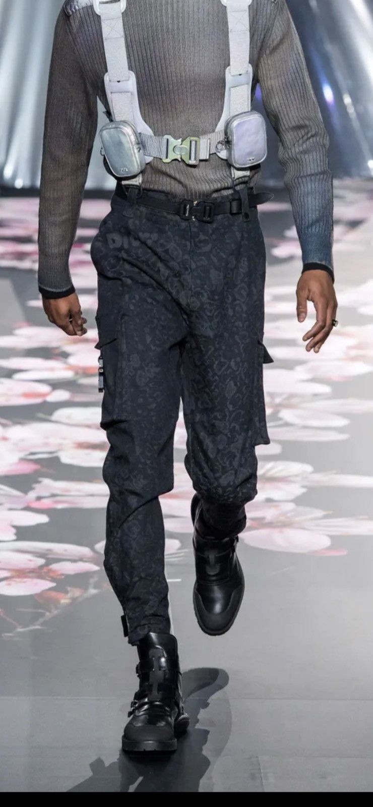 Dior Dior KAWS Kim Jones Alyx men’s tech pants. 52/36. $1850 Size US 36 / EU 52 - 1 Thumbnail
