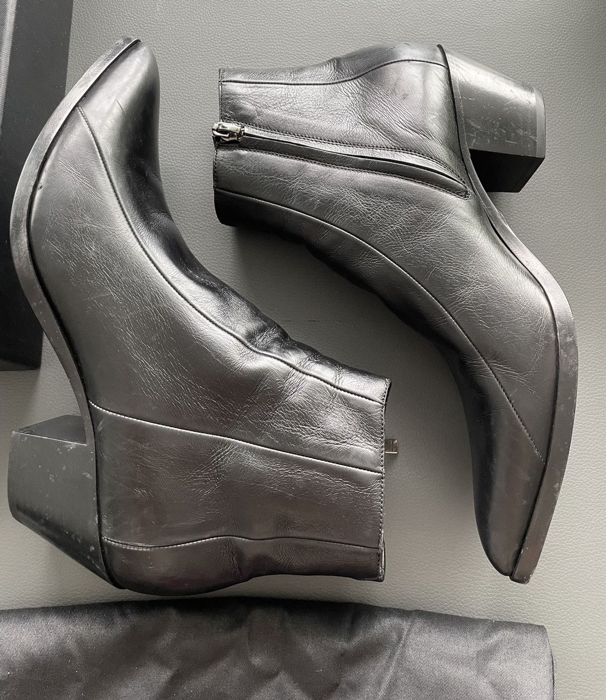 Hedi Slimane × Saint Laurent Paris × Yves Saint Laurent $1,350 Super Rare BrandNew Distressed FINN 60 Leather Boots Size US 7 / EU 40 - 13 Thumbnail