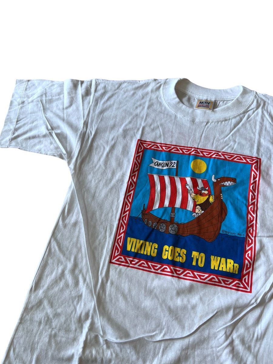 Vintage Vintage 1992 Viking Hagar Comic Warr Marathon T Shirt Size US XL / EU 56 / 4 - 1 Thumbnail