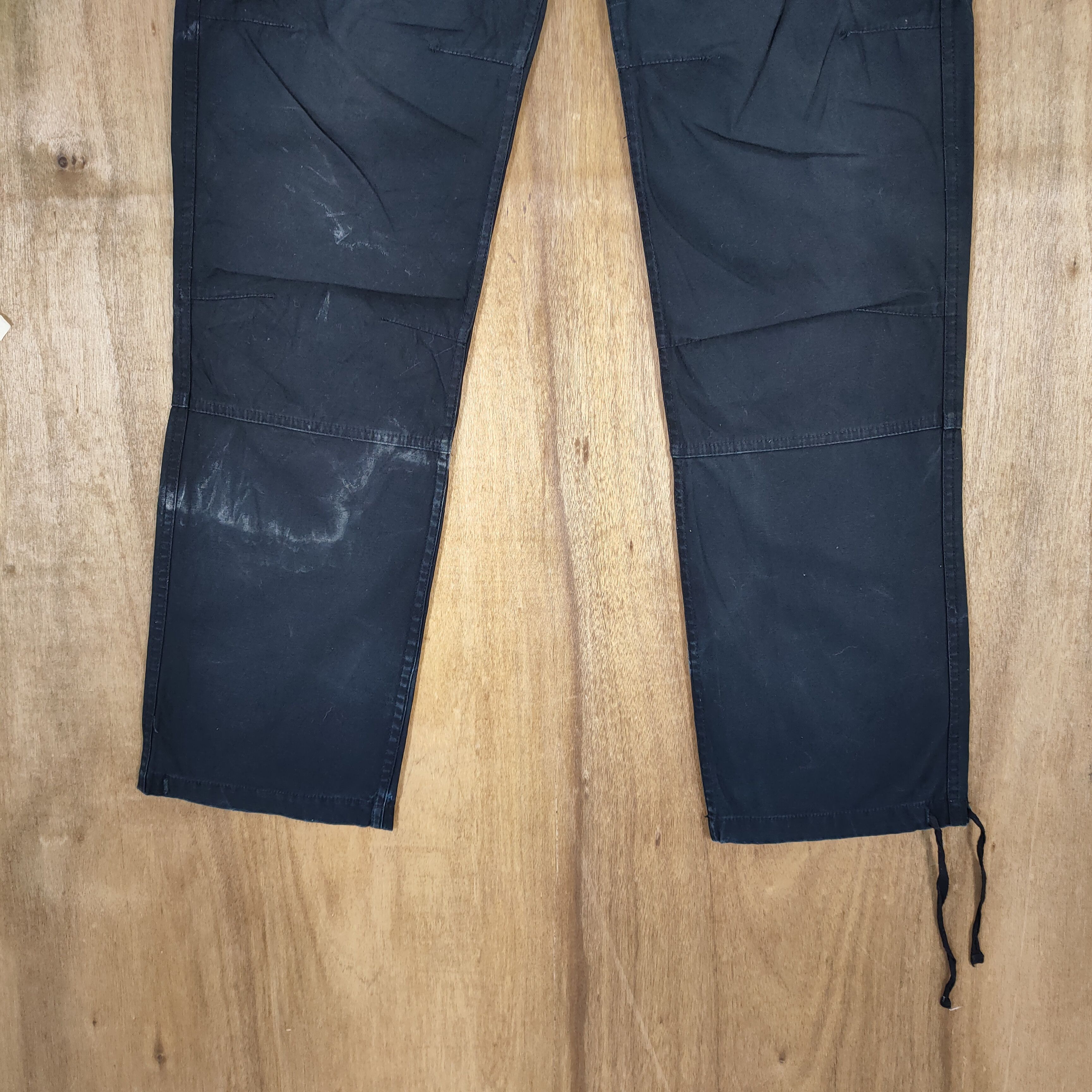Japanese Brand NYLAUS BLACK PARACHUTE CARGO PANTS Size US 32 / EU 48 - 5 Thumbnail