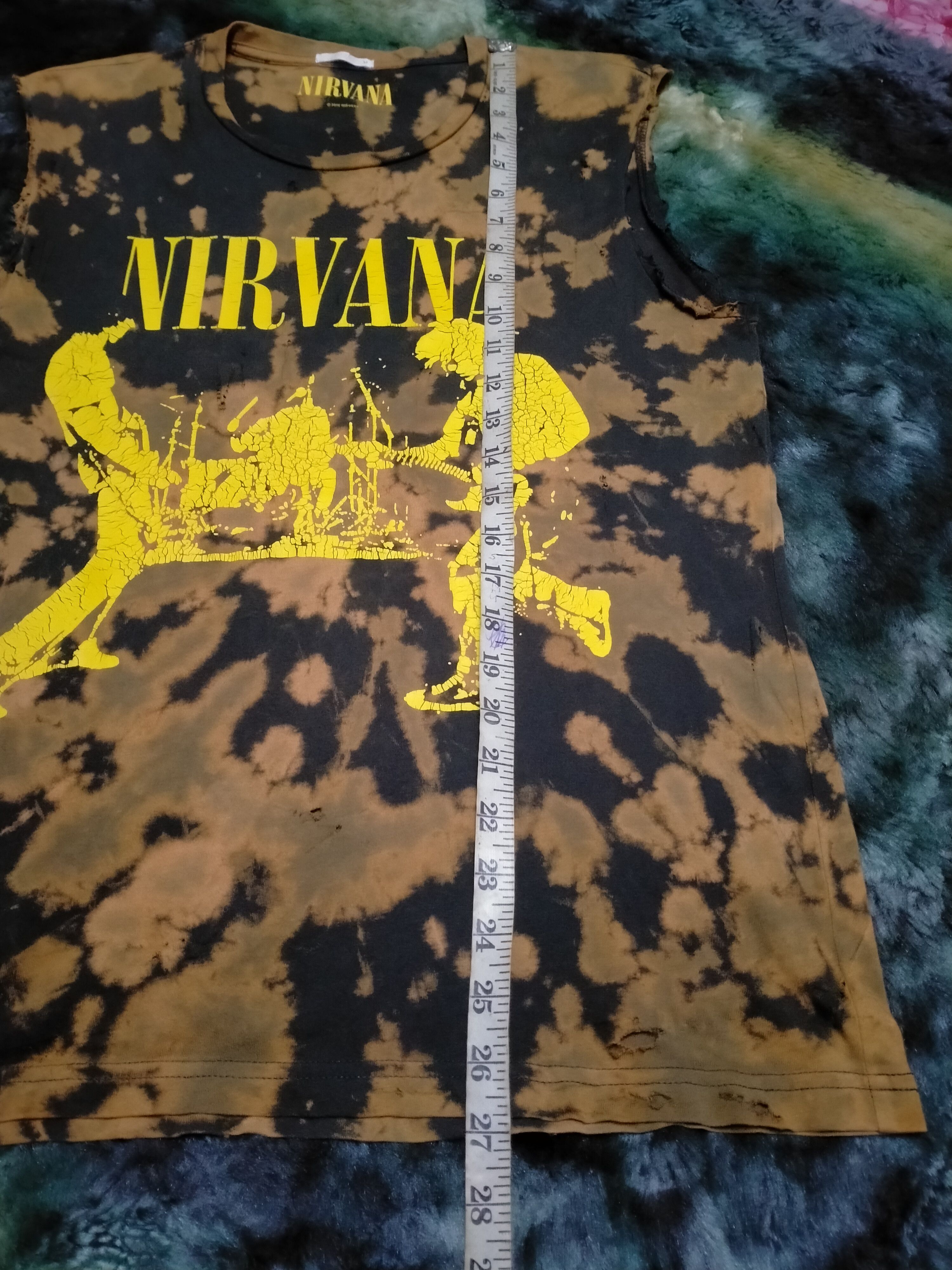 Band Tees × Japanese Brand × Nirvana Distressed Nirvana Band Tee Size US M / EU 48-50 / 2 - 12 Thumbnail