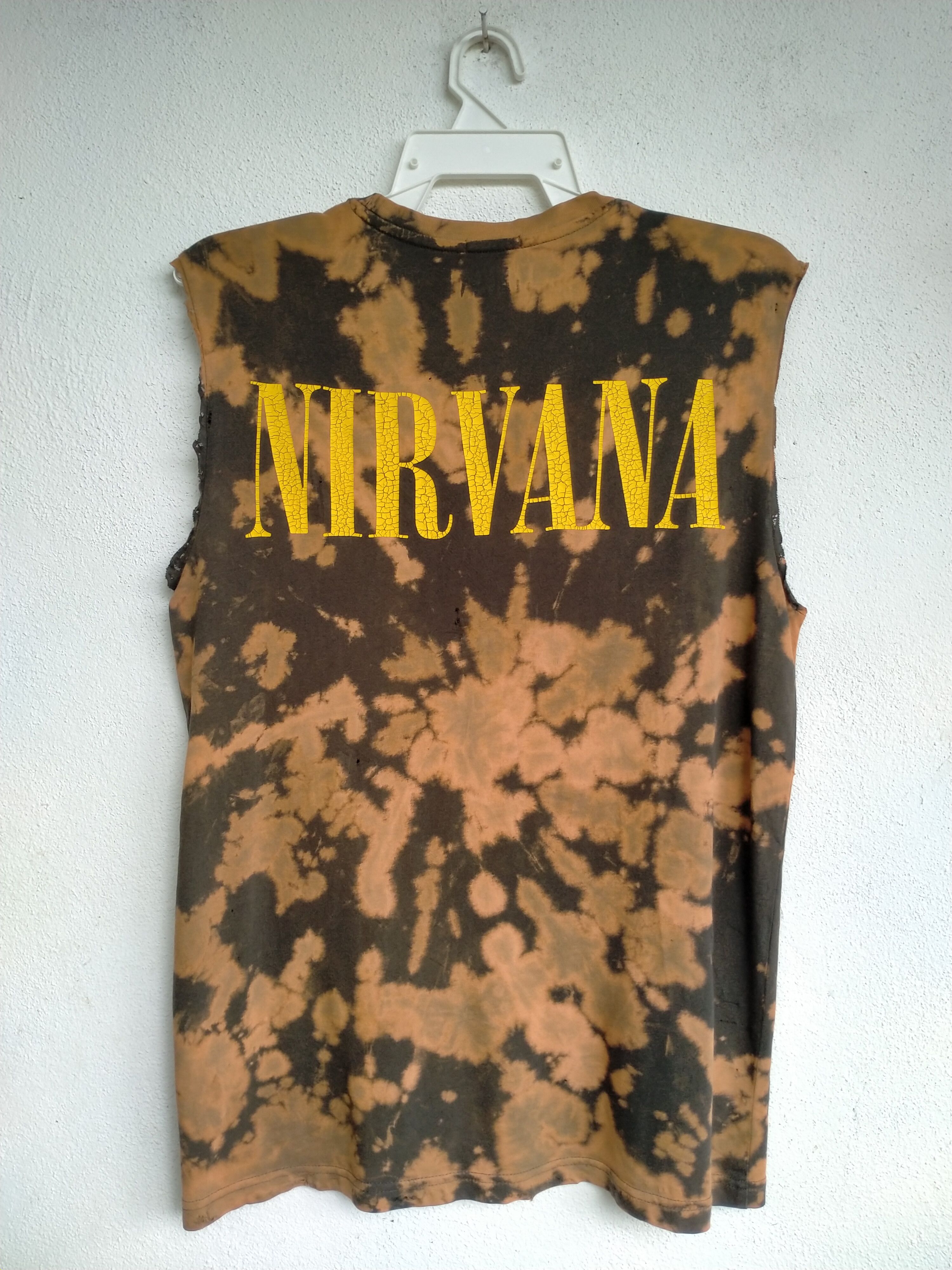 Band Tees × Japanese Brand × Nirvana Distressed Nirvana Band Tee Size US M / EU 48-50 / 2 - 2 Thumbnail