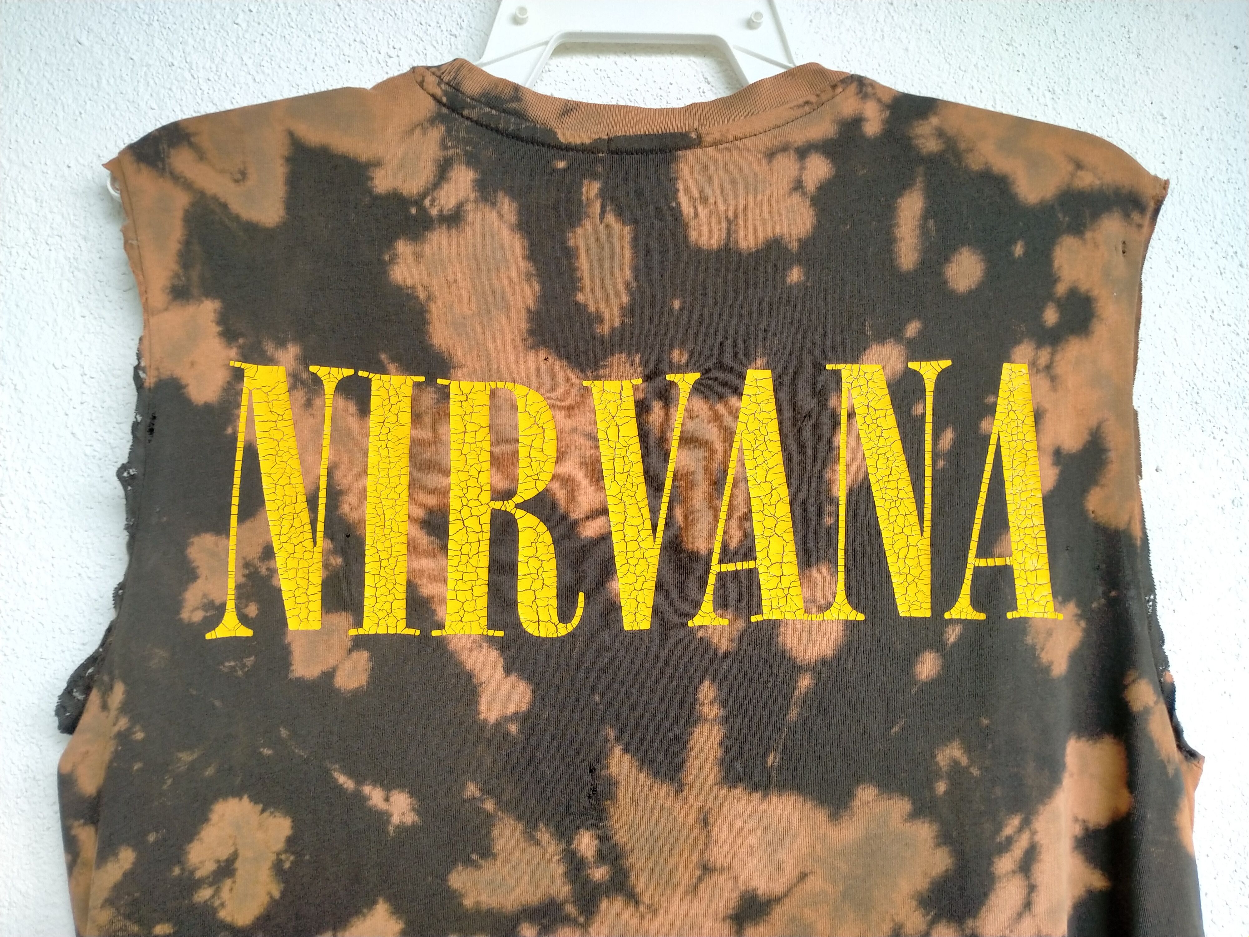 Band Tees × Japanese Brand × Nirvana Distressed Nirvana Band Tee Size US M / EU 48-50 / 2 - 7 Thumbnail