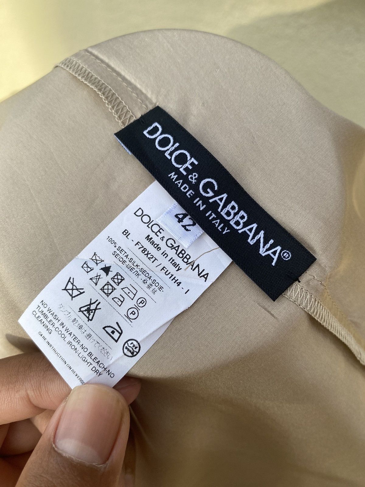 Dolce & Gabbana gold silk blouse Size M / US 6-8 / IT 42-44 - 7 Thumbnail