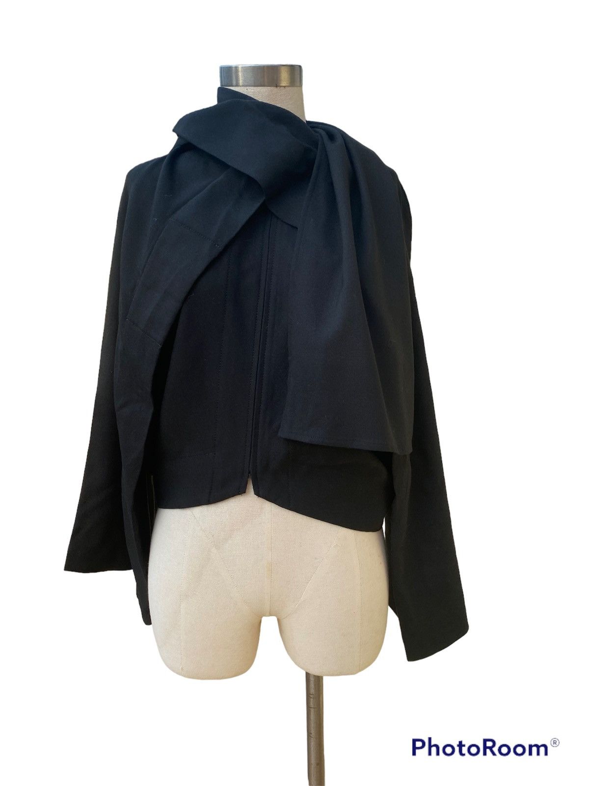 Japanese Brand vintage hiroko koshino black wool outerwear Size M / US 6-8 / IT 42-44 - 1 Thumbnail
