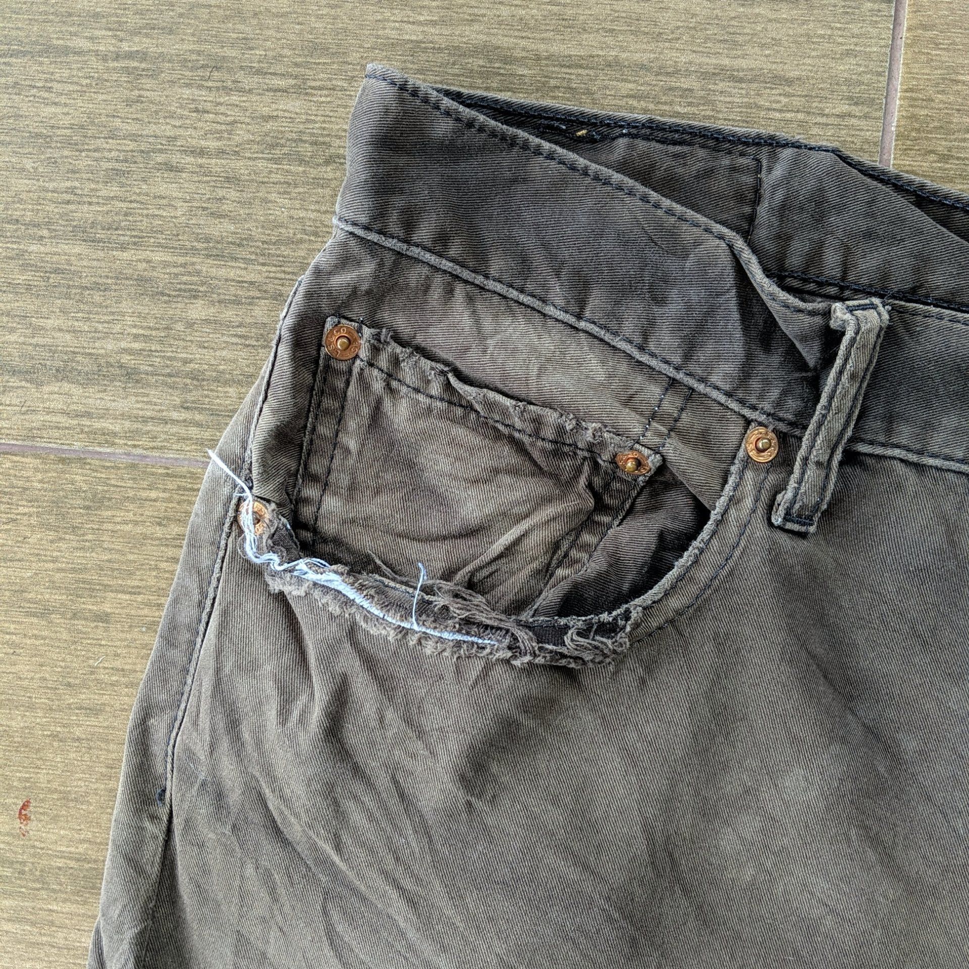 Japanese Brand W35 Levi's 530 Distressed 5 Pockets Trousers Casual Pants Size US 35 - 6 Thumbnail