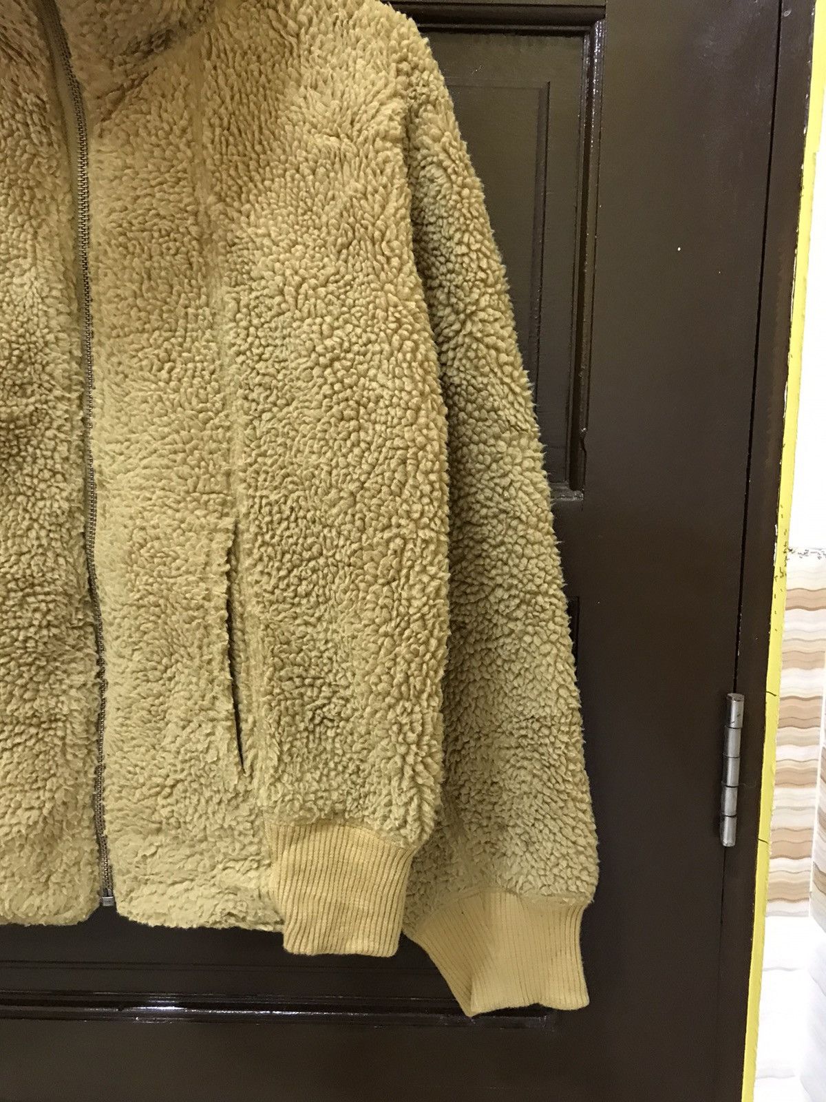 Uniqlo UNIQLO DEEP PILE FLEECE JACKET Size US XL / EU 56 / 4 - 6 Thumbnail