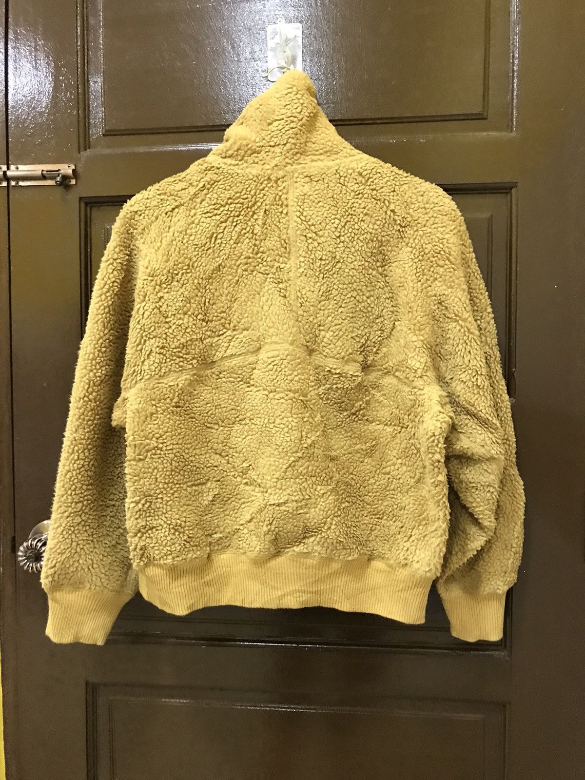 Uniqlo UNIQLO DEEP PILE FLEECE JACKET Size US XL / EU 56 / 4 - 2 Thumbnail