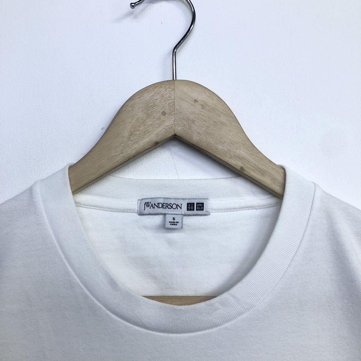 JW Anderson × Uniqlo Uniqlo X JWAnderson Seagull Graphic Tshirt Size US S / EU 44-46 / 1 - 4 Thumbnail