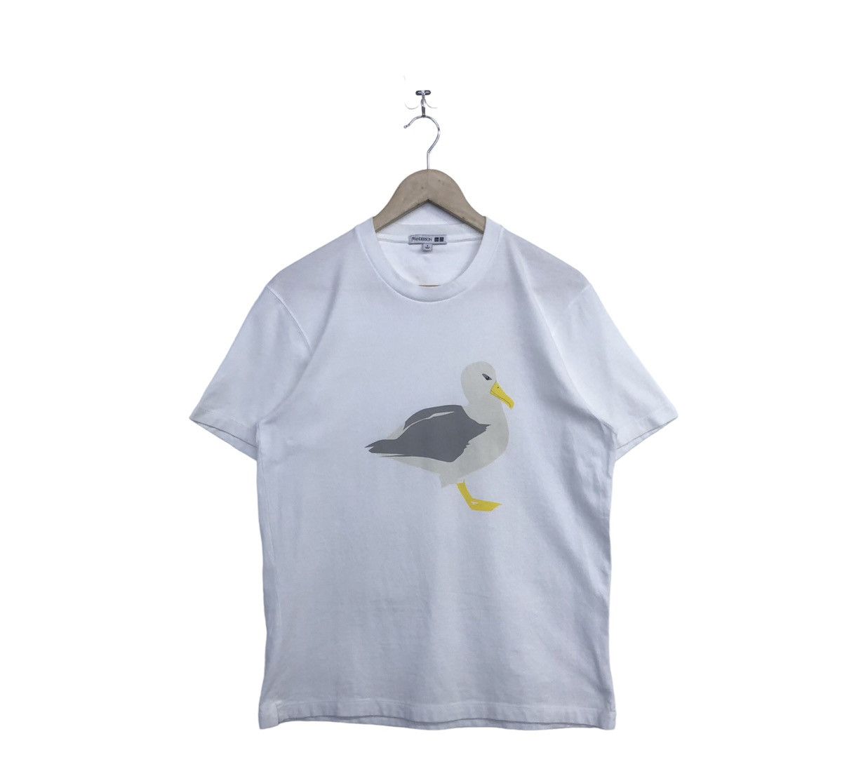 JW Anderson × Uniqlo Uniqlo X JWAnderson Seagull Graphic Tshirt Size US S / EU 44-46 / 1 - 1 Thumbnail