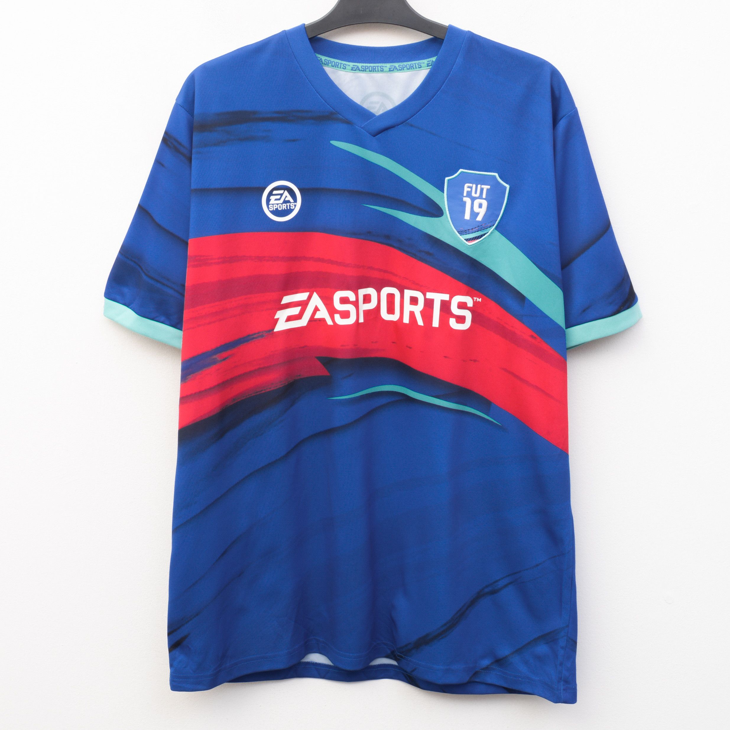 Playstation EA Sports FIFA 19 Men M Ultimate Team Home Jersey Shirt Top Size US M / EU 48-50 / 2 - 1 Thumbnail