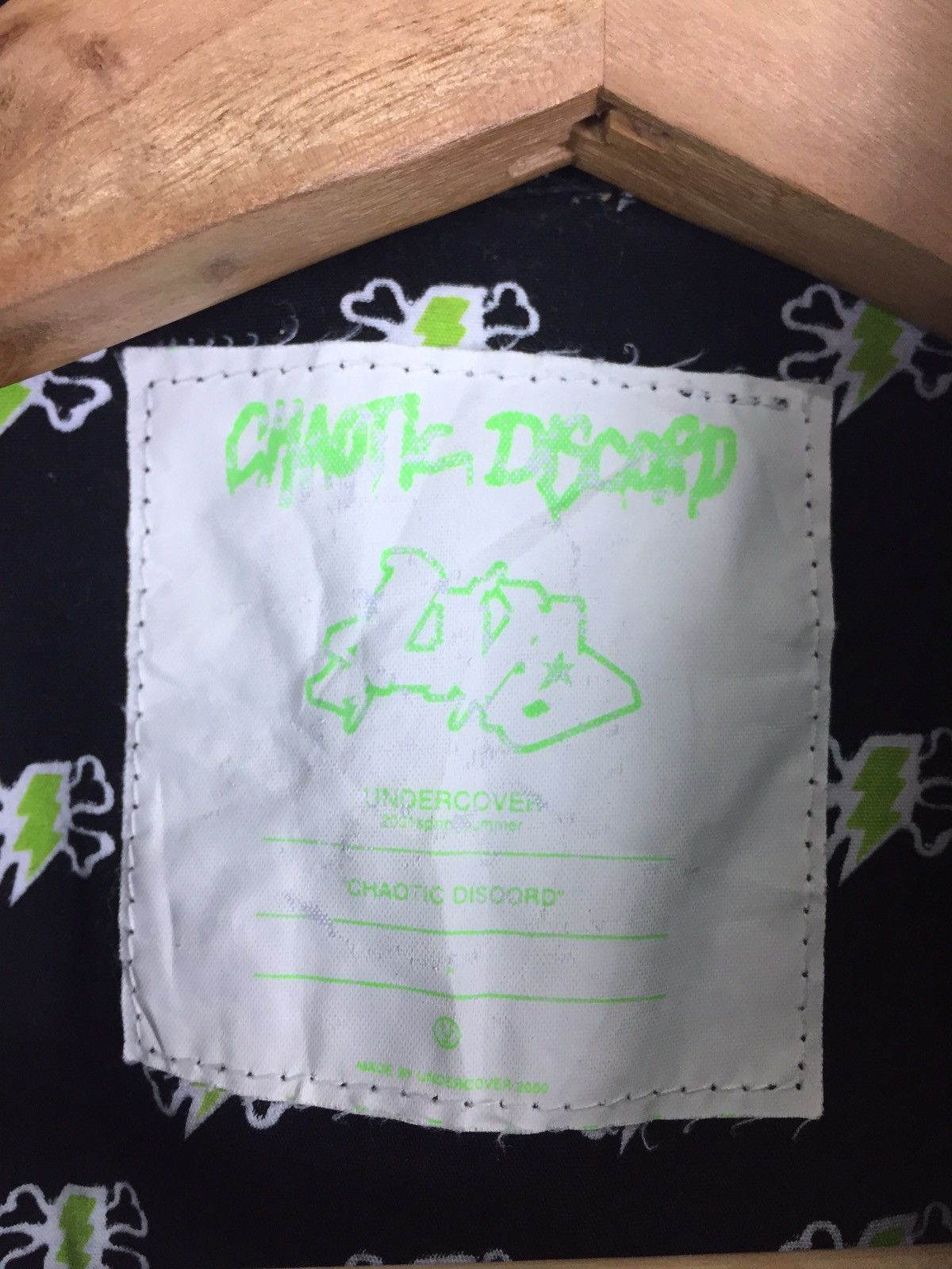 Undercover Undercover Jun Takahashi "Chaotic Discord" Full Print Size US L / EU 52-54 / 3 - 8 Thumbnail