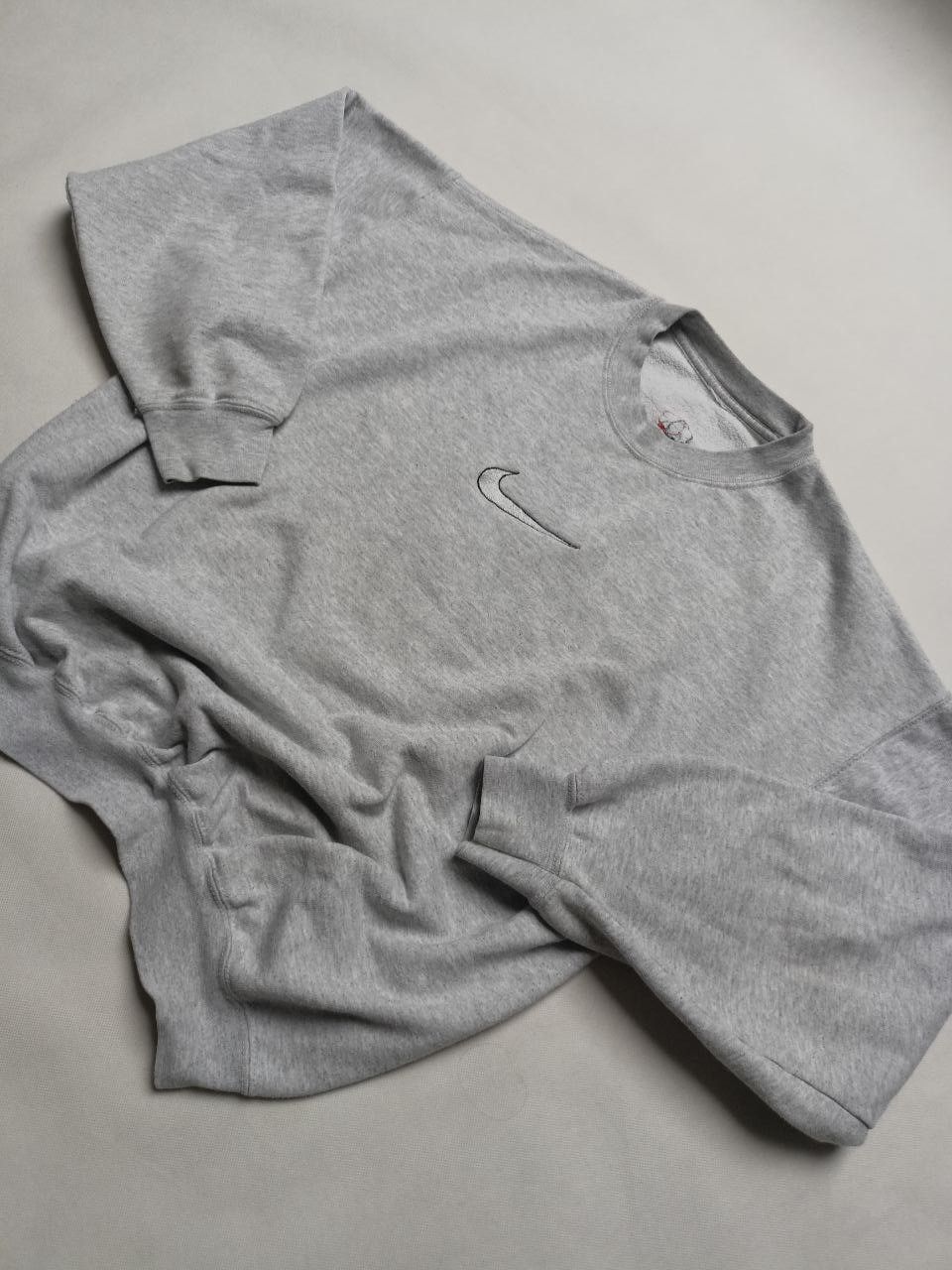 Nike 💥Vintage Nike Center Logo sweatshirt Size US M / EU 48-50 / 2 - 2 Thumbnail